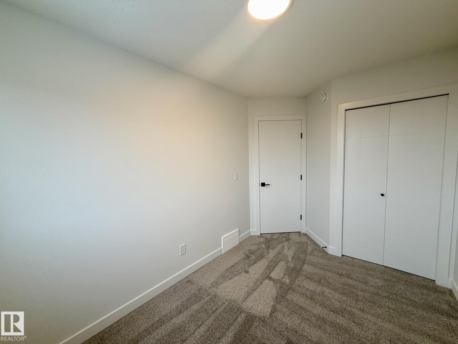 Photo 17 at 2 - 710 Mattson Drive SW, Mattson, Edmonton