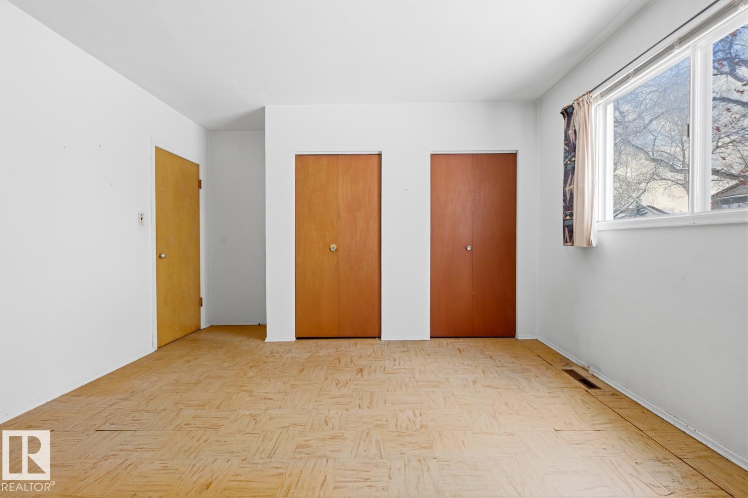 Photo 18 at 9039 90 Street NW, Bonnie Doon, Edmonton