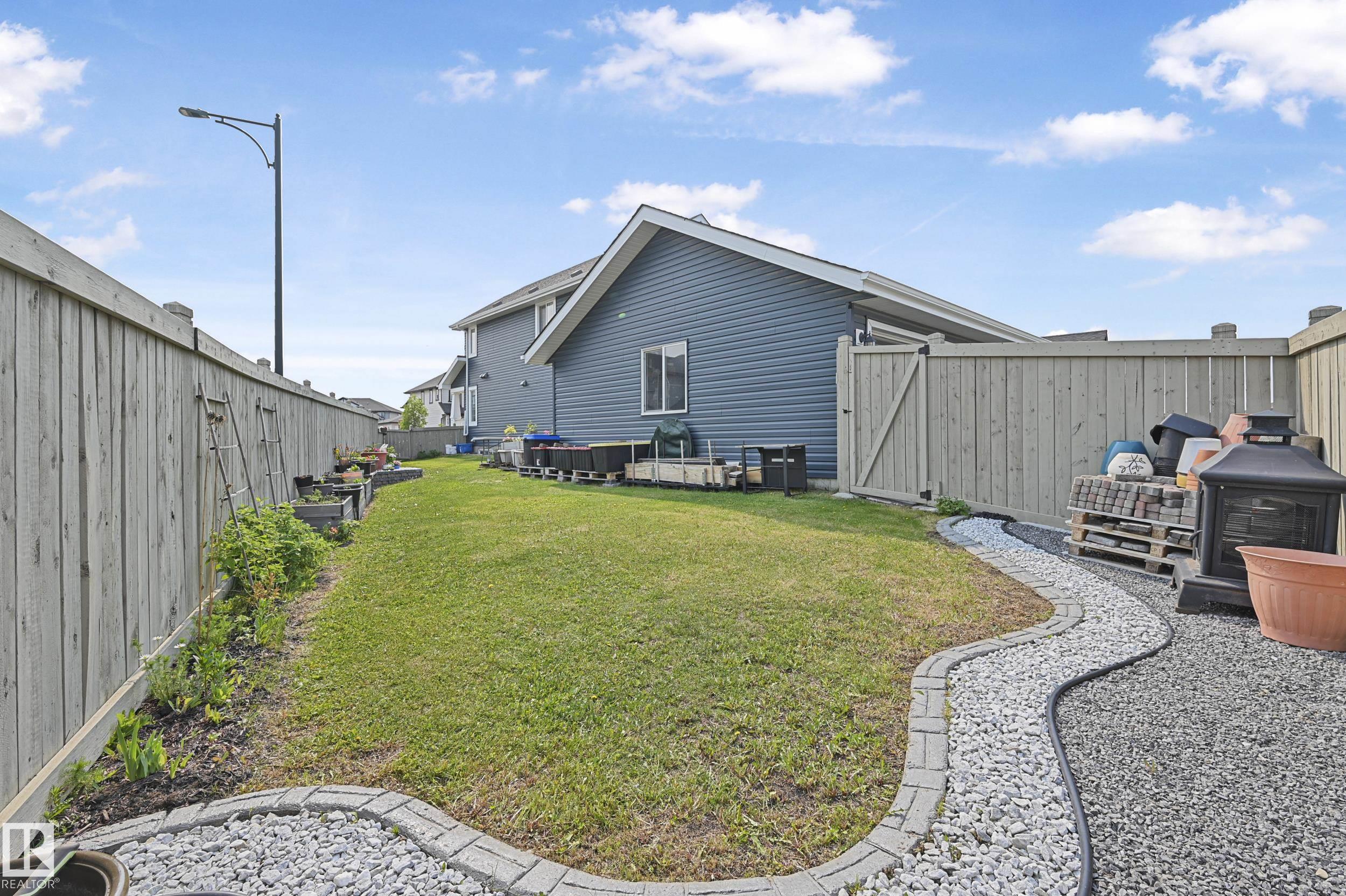 Photo 34 at 4158 6a Street NW, Maple Crest, Edmonton