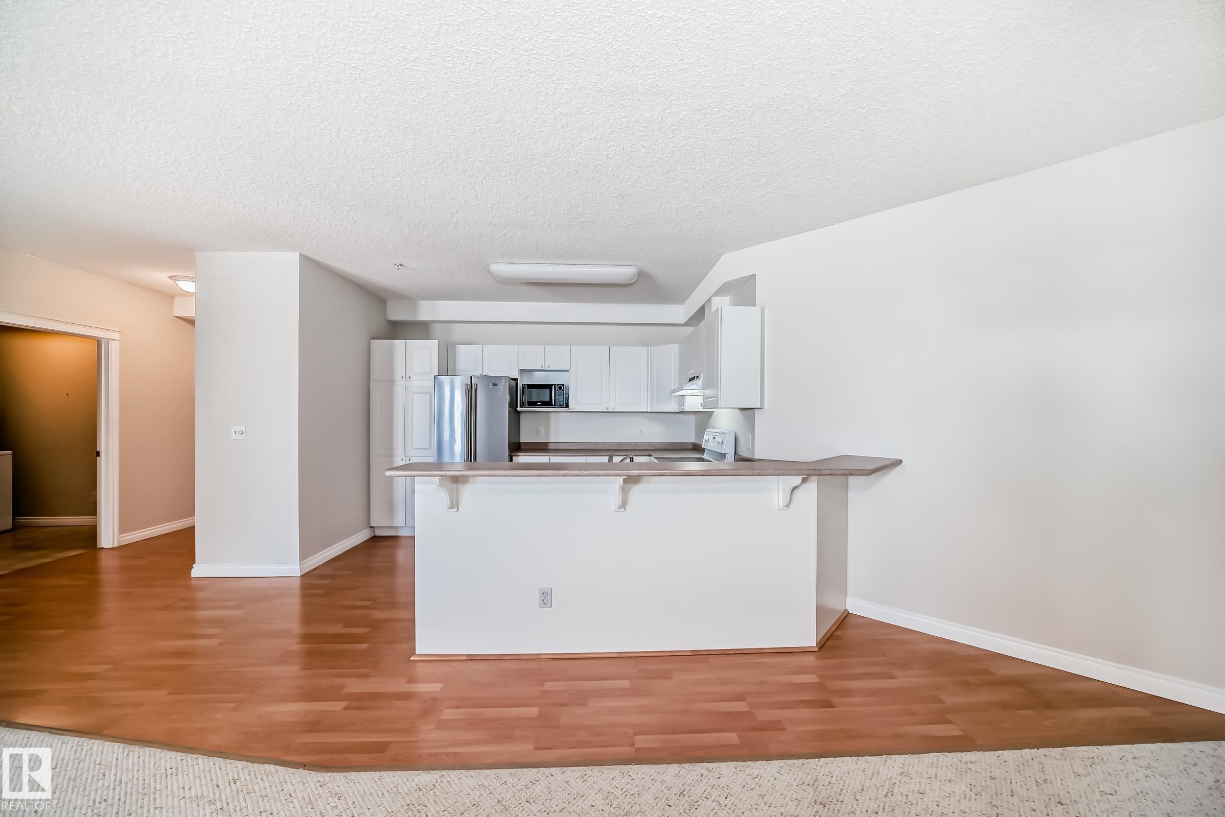 Photo 7 at 306 - 9120 156 Street NW, Meadowlark Park, Edmonton