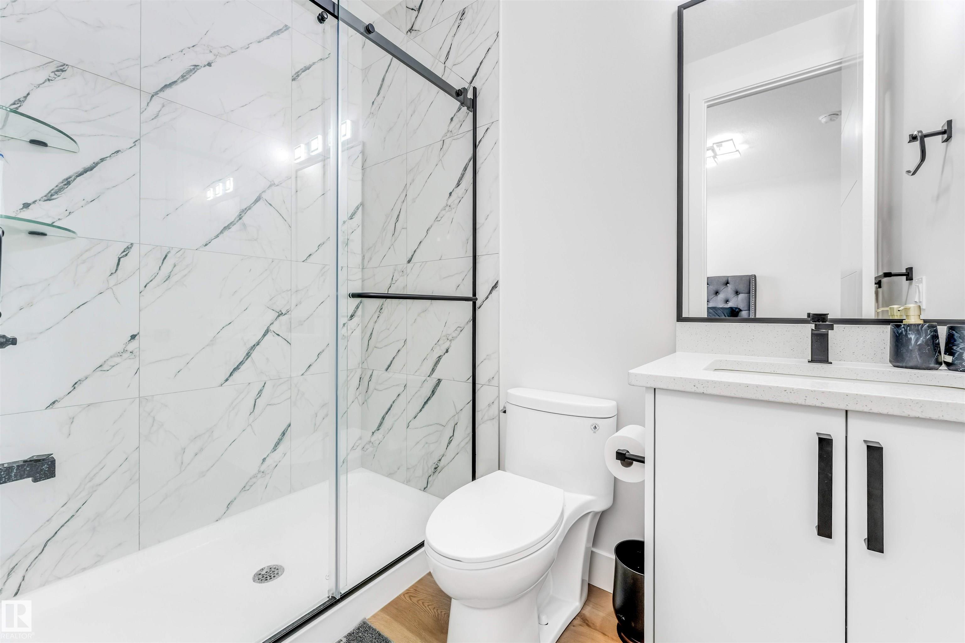 Photo 29 at 304 33 Avenue NW, Maple Crest, Edmonton