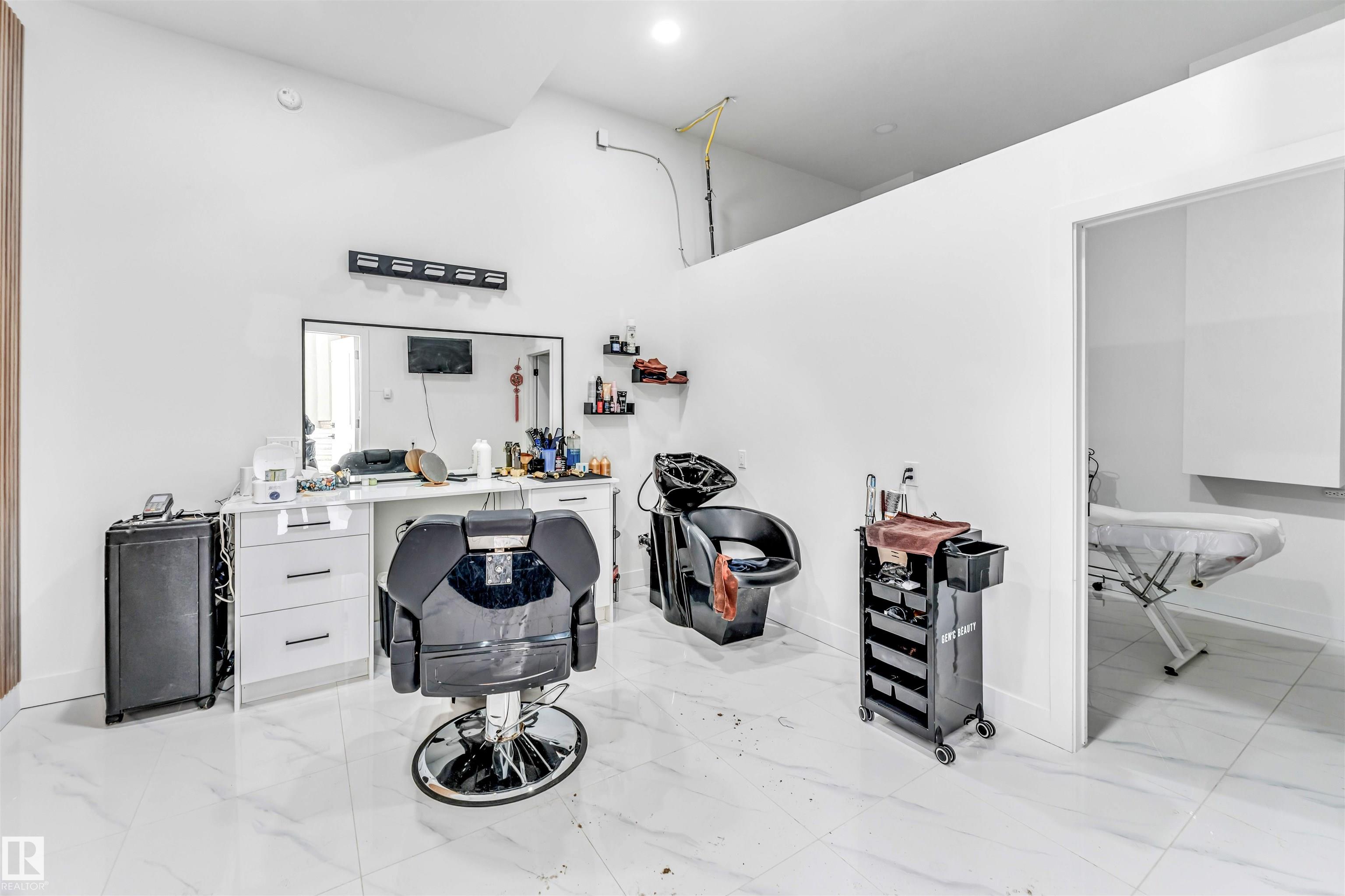 Photo 43 at 304 33 Avenue NW, Maple Crest, Edmonton