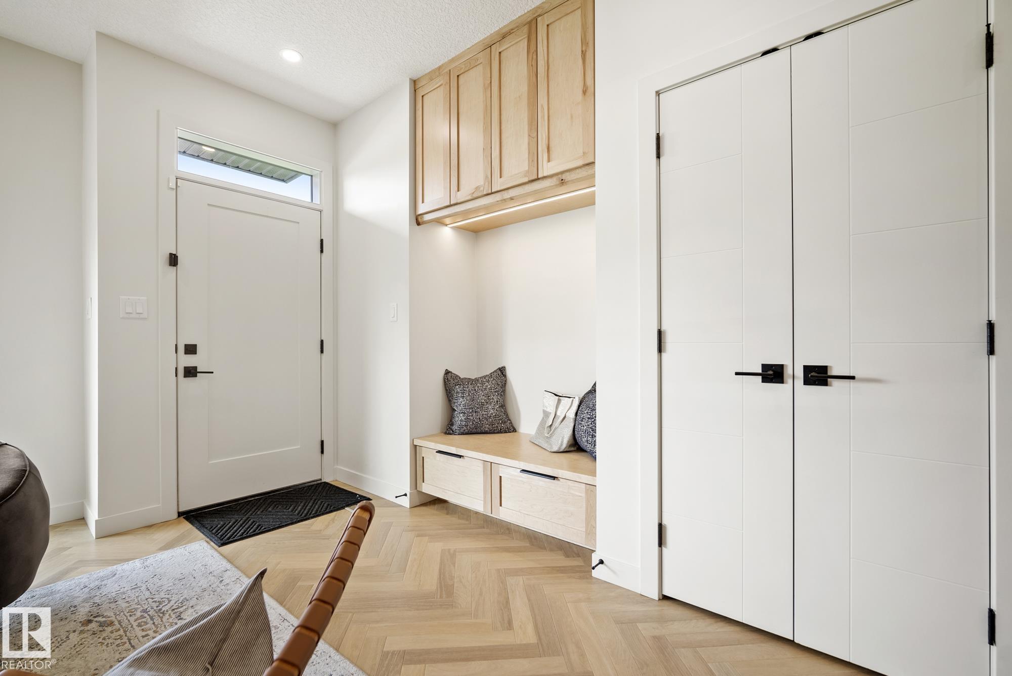 8803 Strathearn Drive NW, Strathearn, Edmonton