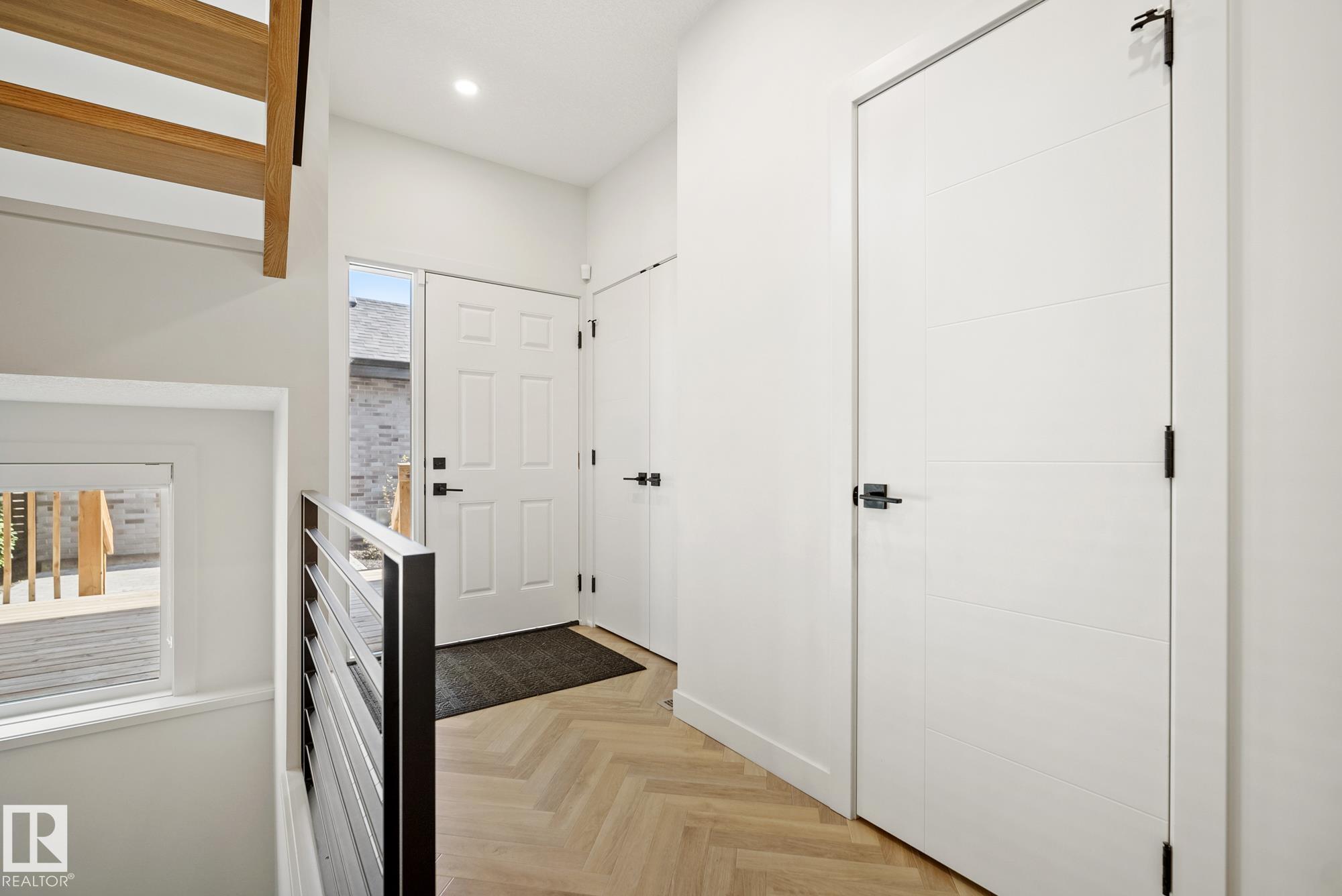 Photo 16 at 8803 Strathearn Drive NW, Strathearn, Edmonton