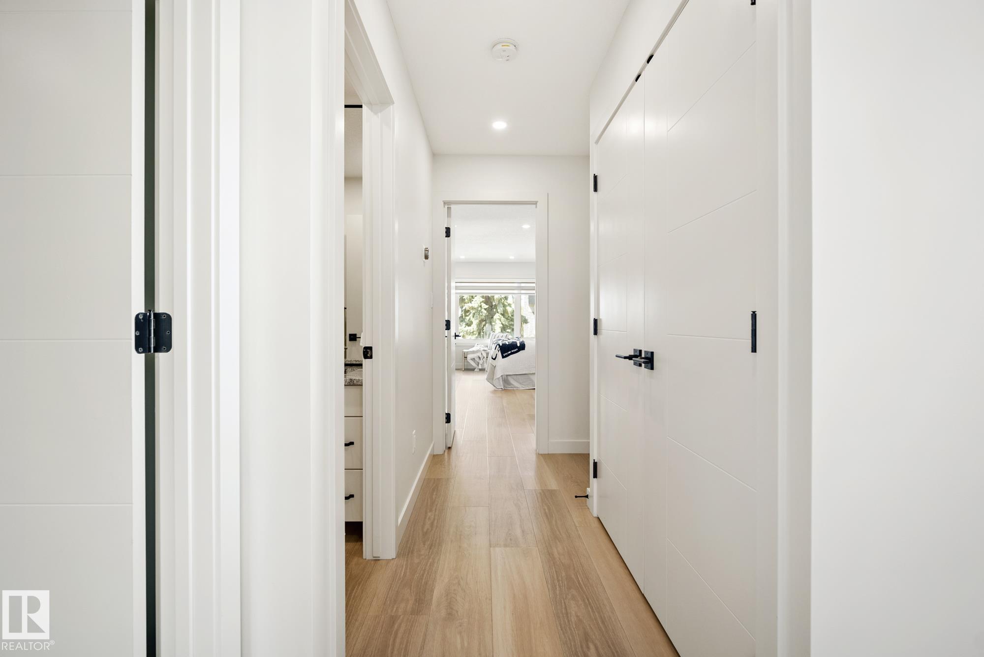 Photo 19 at 8803 Strathearn Drive NW, Strathearn, Edmonton