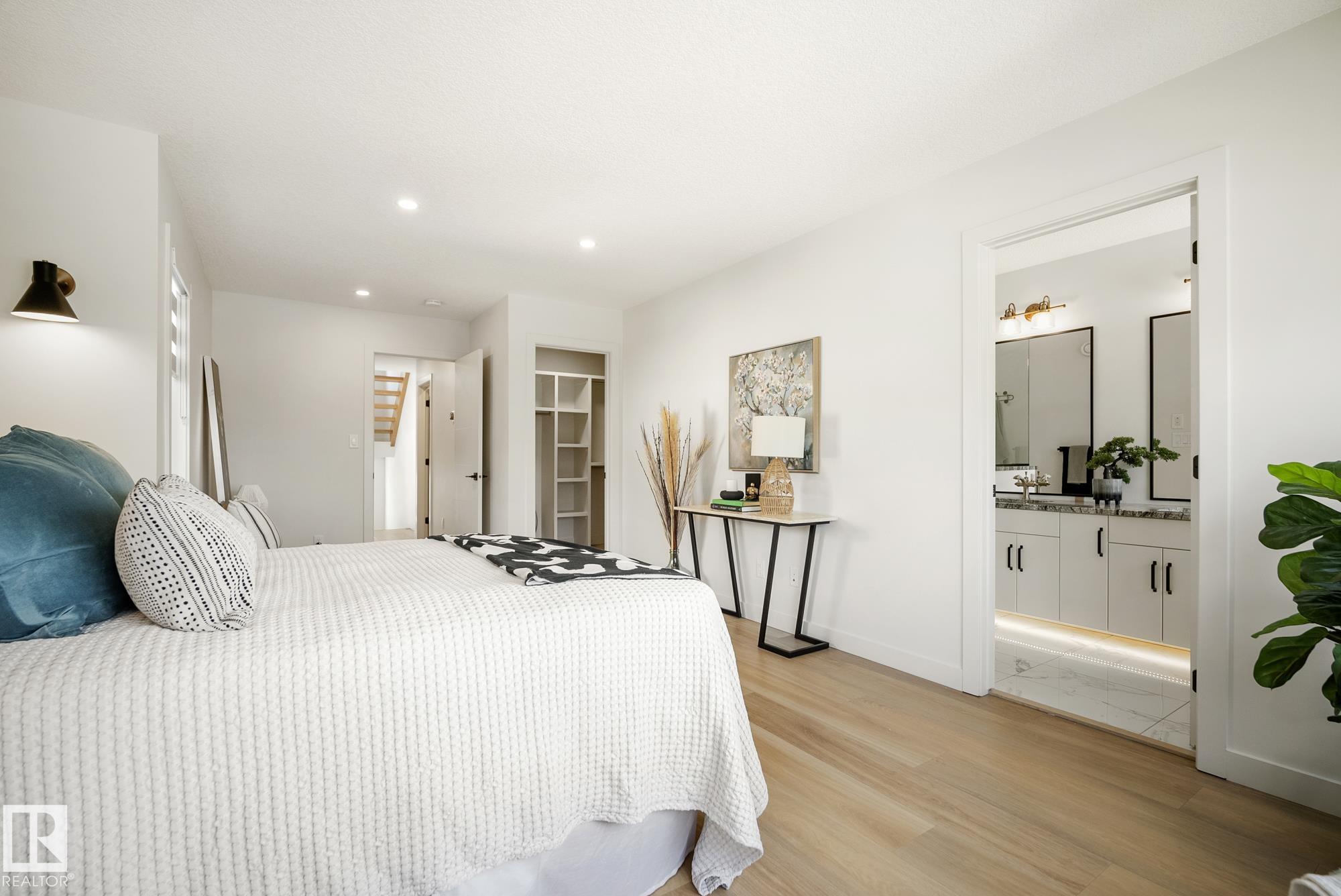 Photo 24 at 8803 Strathearn Drive NW, Strathearn, Edmonton