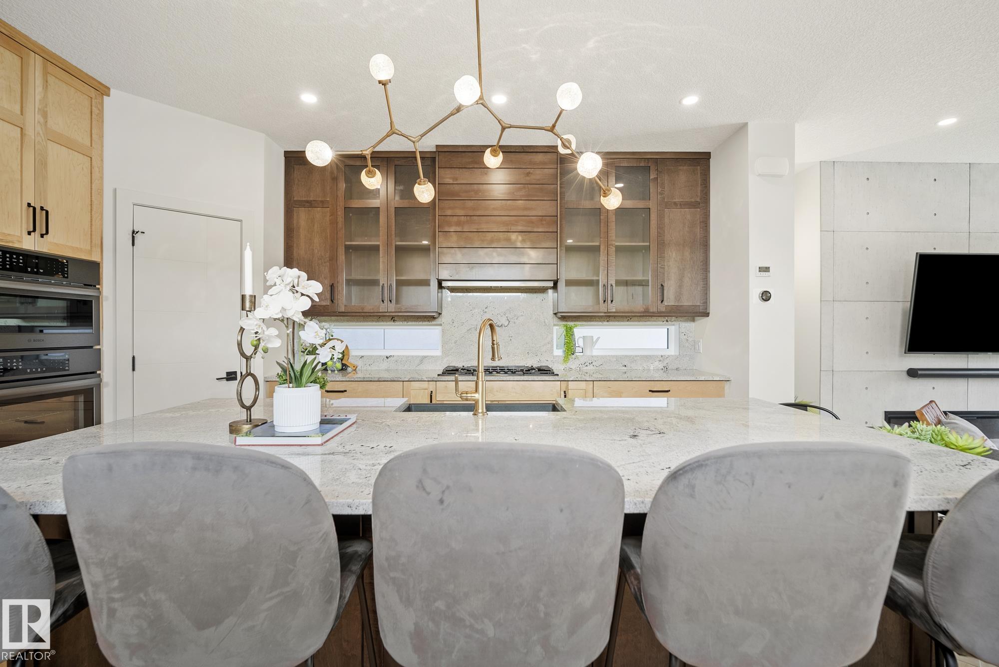 8803 Strathearn Drive NW, Strathearn, Edmonton