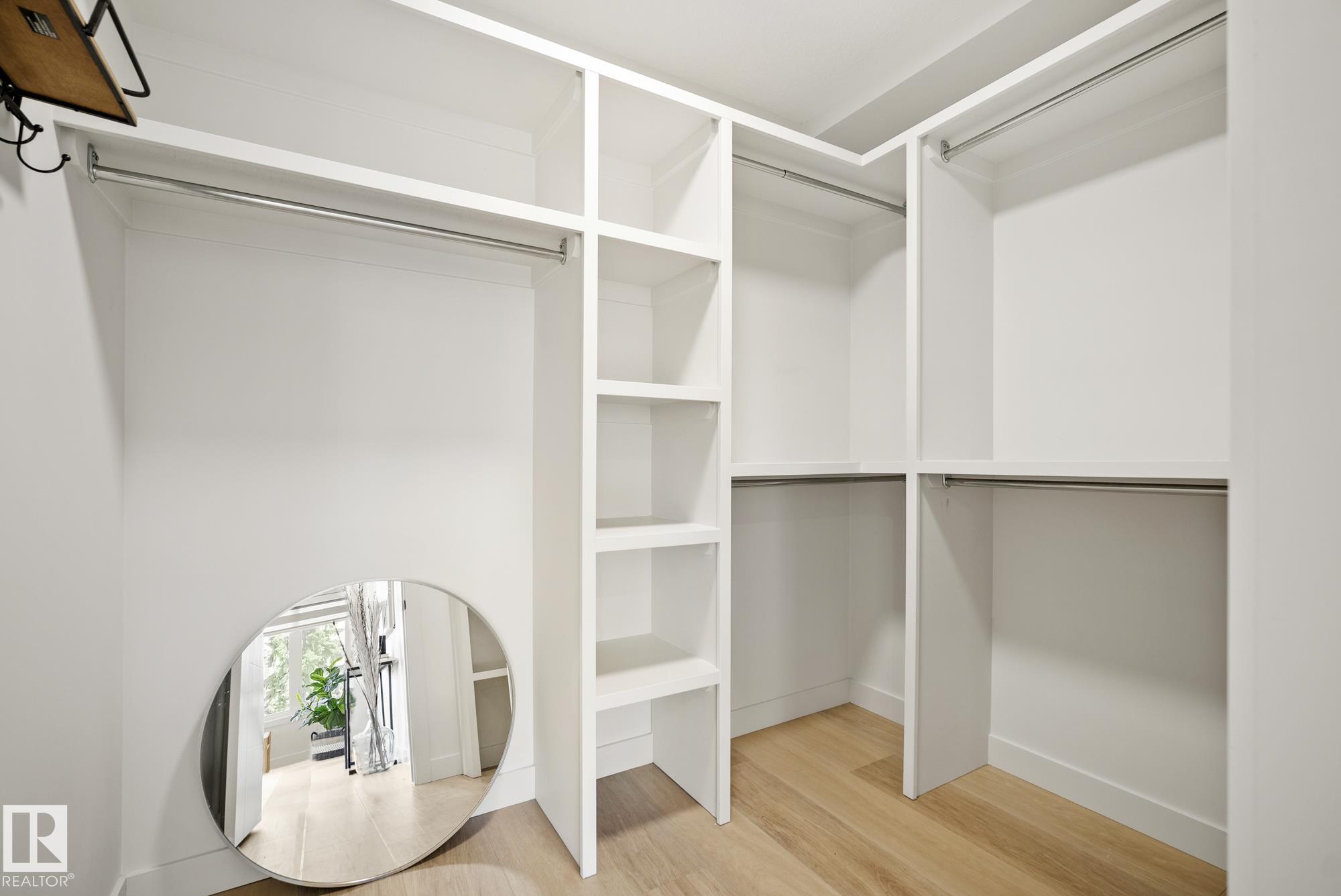 Photo 32 at 8803 Strathearn Drive NW, Strathearn, Edmonton