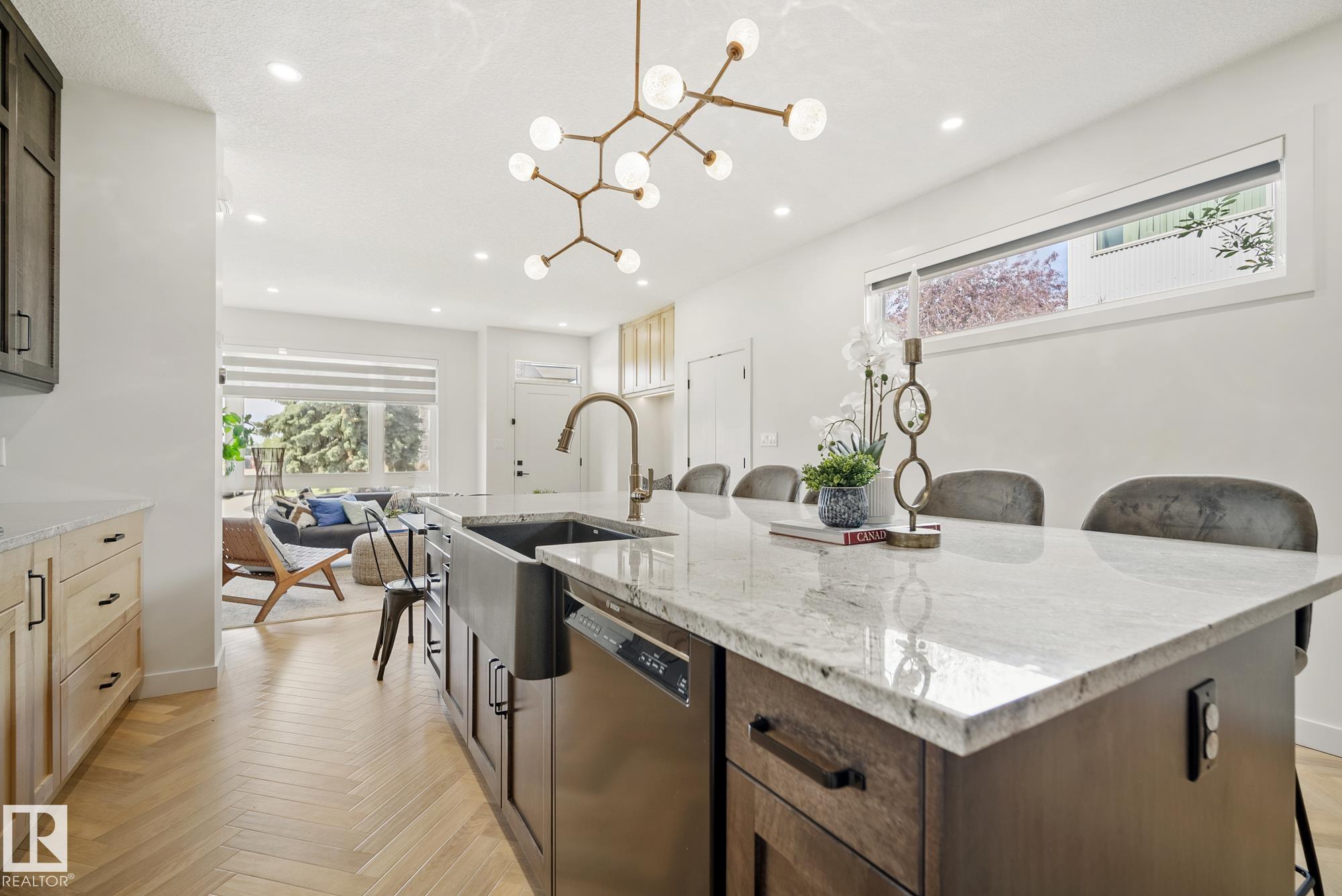 Photo 9 at 8803 Strathearn Drive NW, Strathearn, Edmonton