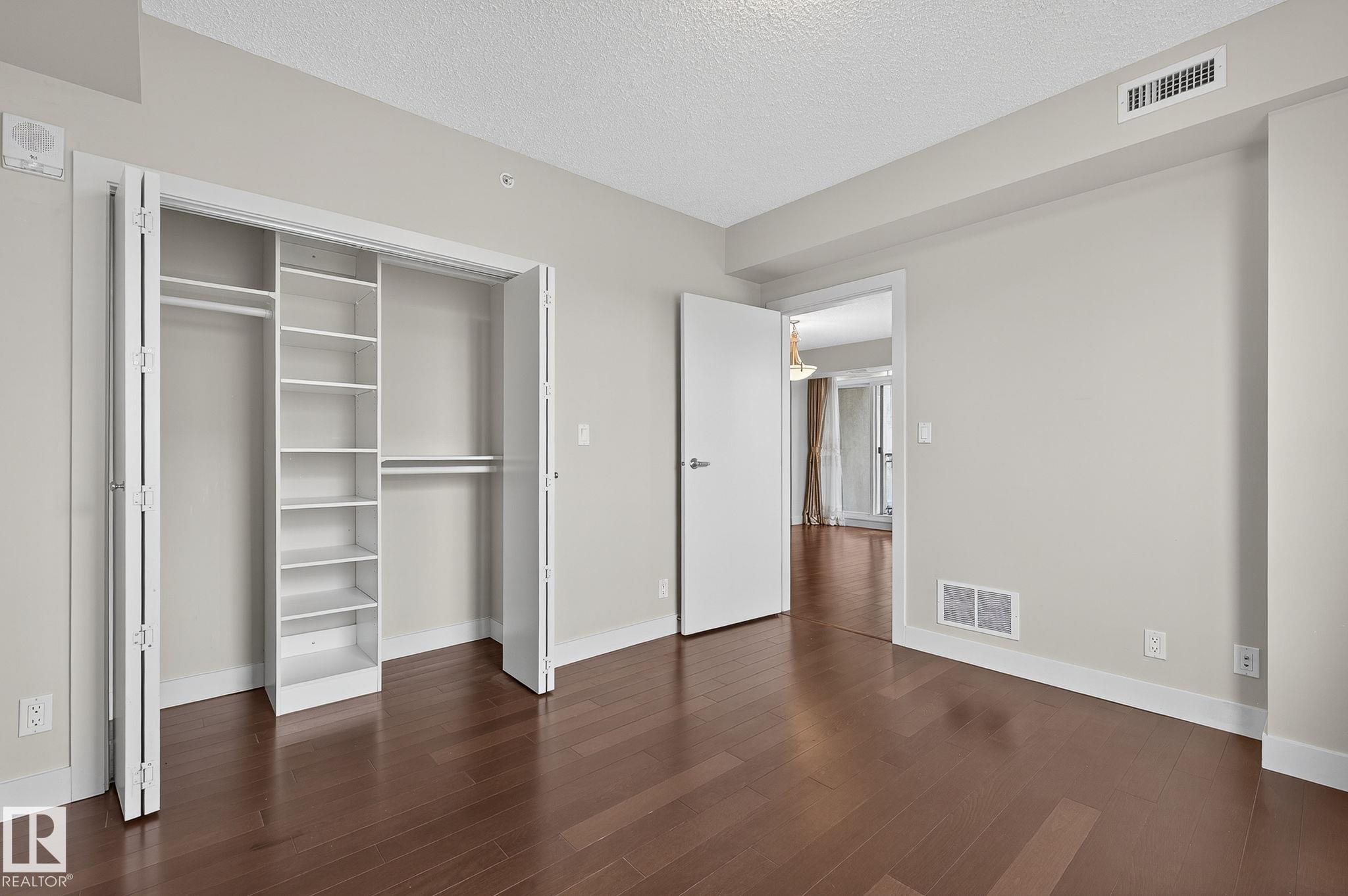 Photo 27 at 203 - 10046 117 Street NW, Wîhkwêntôwin, Edmonton