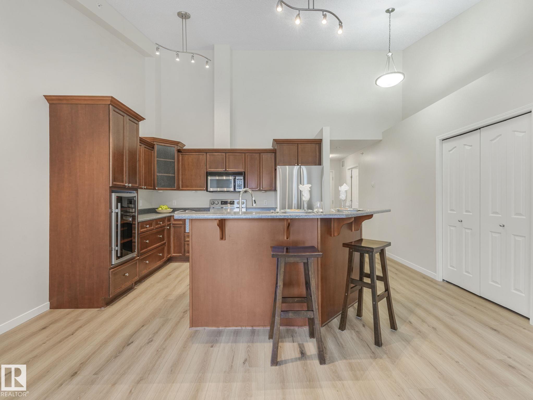 515 - 10311 111 Street NW, Downtown, Edmonton