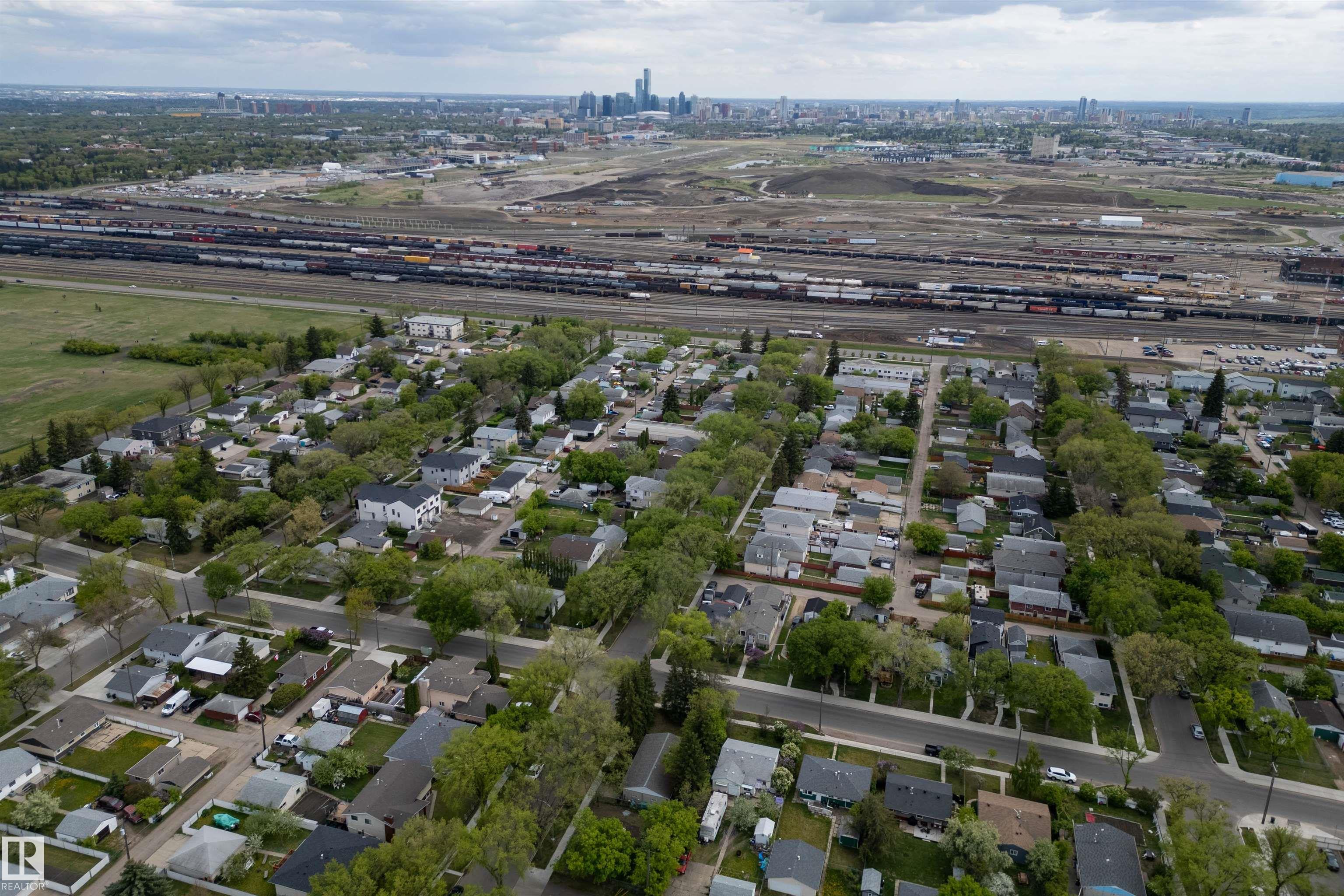 Photo 56 at 12957 - 12959 117 Street NW, Calder, Edmonton