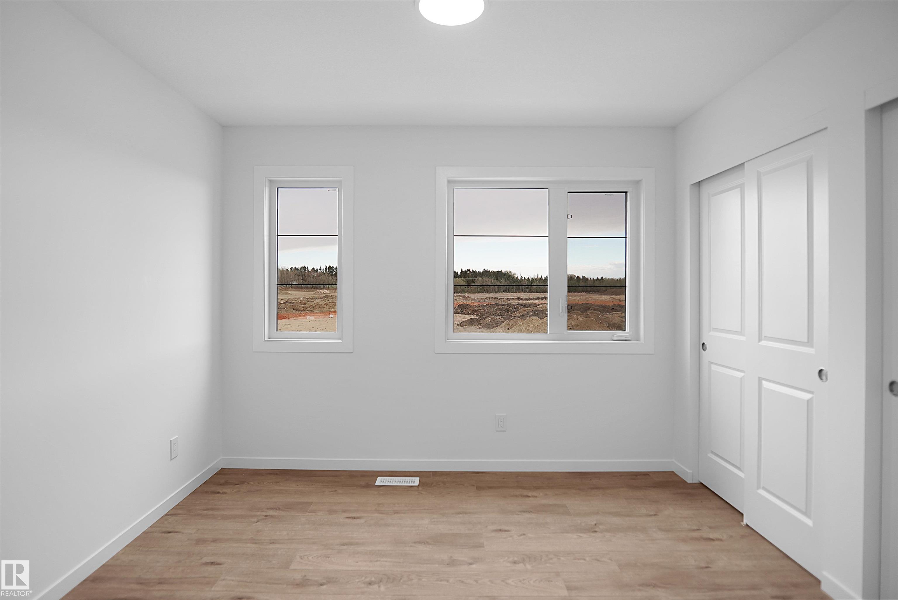 https://zimg.paragon.ice.com/ParagonImages/Property/PM/RAE/225392758/14/0/0/4c84b69260d2bf1314720ecdf9ff71b9/1/02e4d480d7518c05b09017dd79536642/225392758-71f2ec28-8d04-4140-abbf-3935ef34d949.JPG