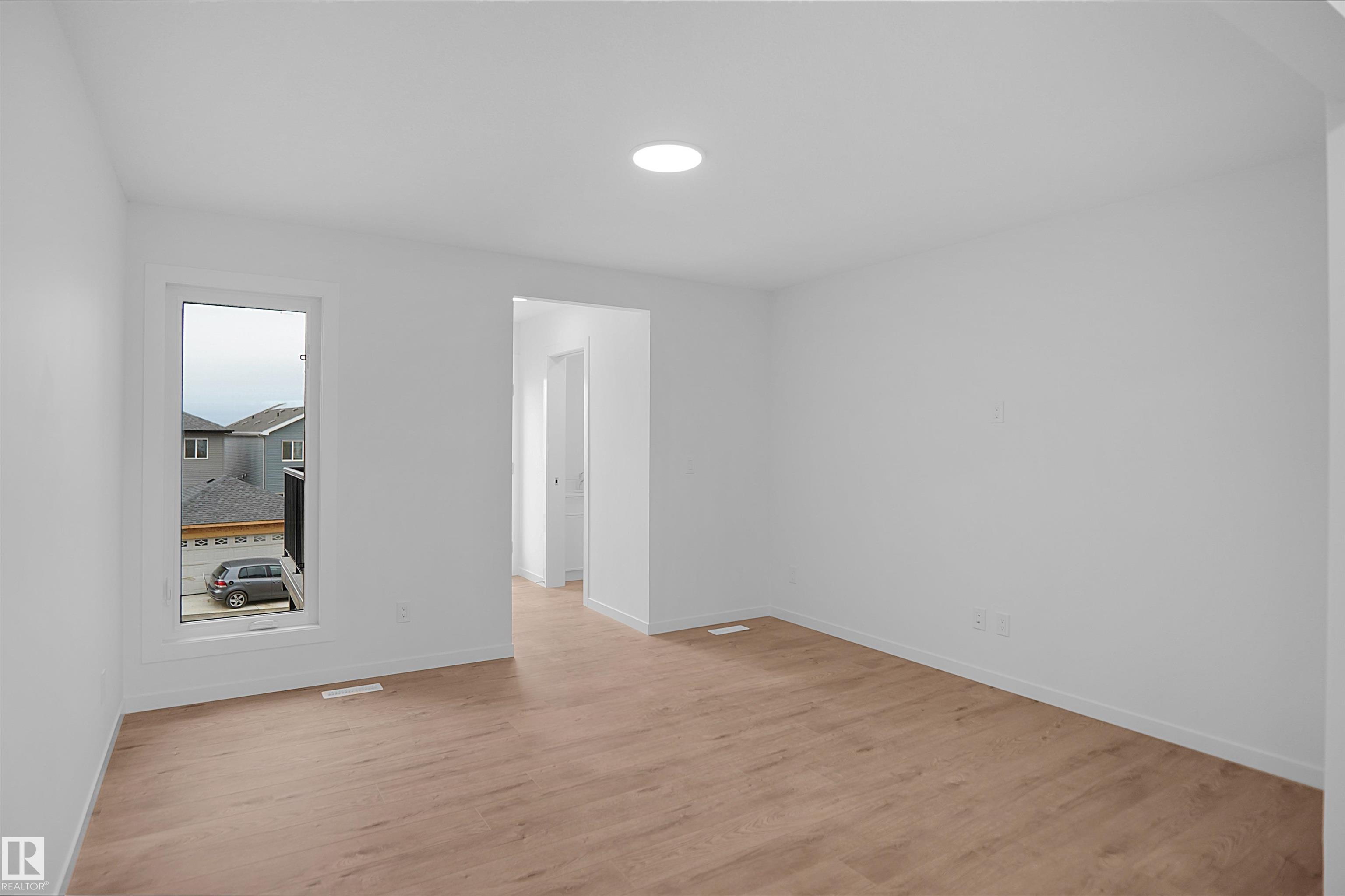 https://zimg.paragon.ice.com/ParagonImages/Property/PM/RAE/225392758/9/0/0/e1b88b4494ce3612ed1617688fdbd087/1/02e4d480d7518c05b09017dd79536642/225392758-31d4f6a8-d8cf-4c68-bbdf-a5f8a95c4fc9.JPG