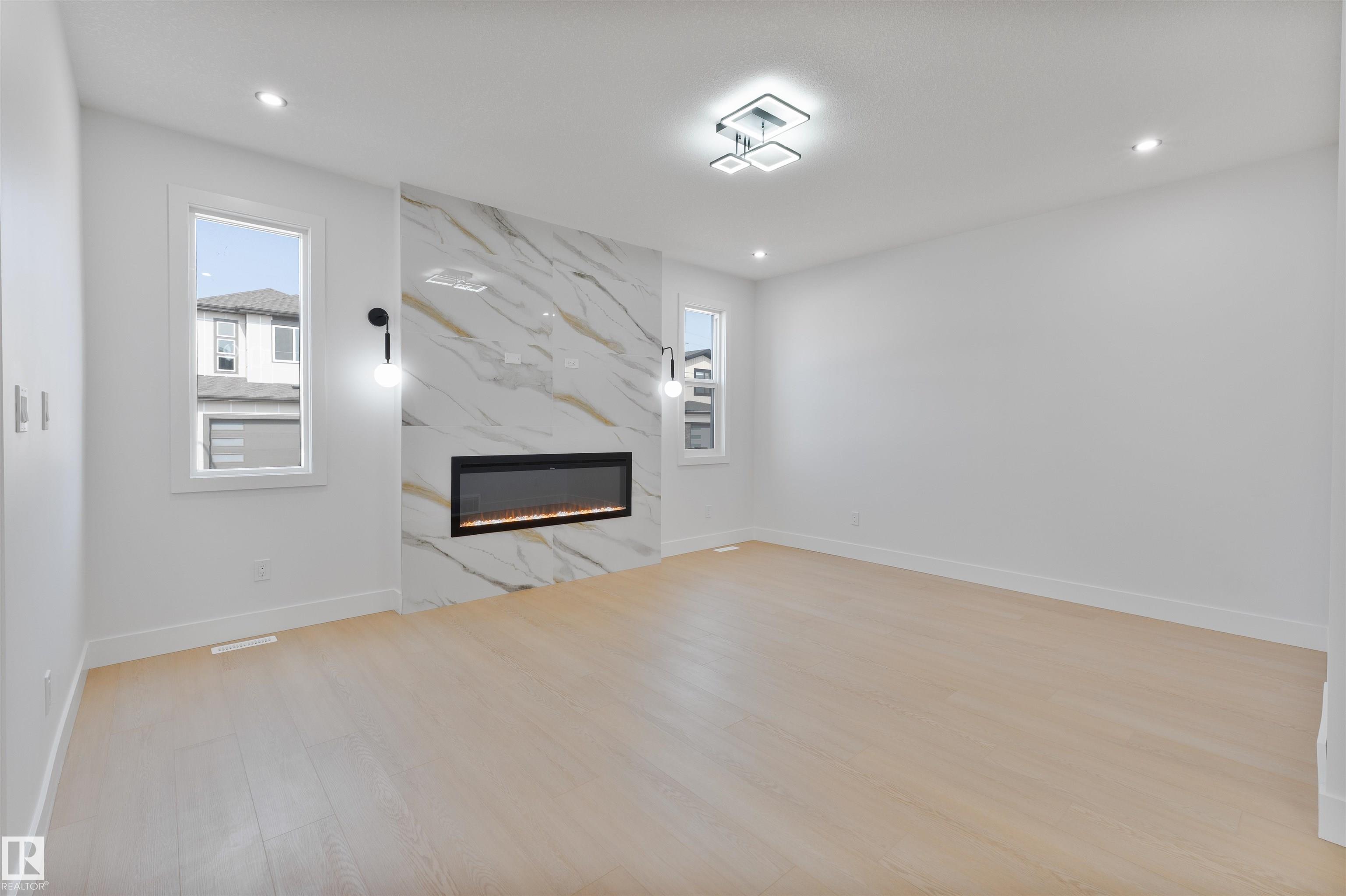 215 Falcon Crescent, None, Leduc