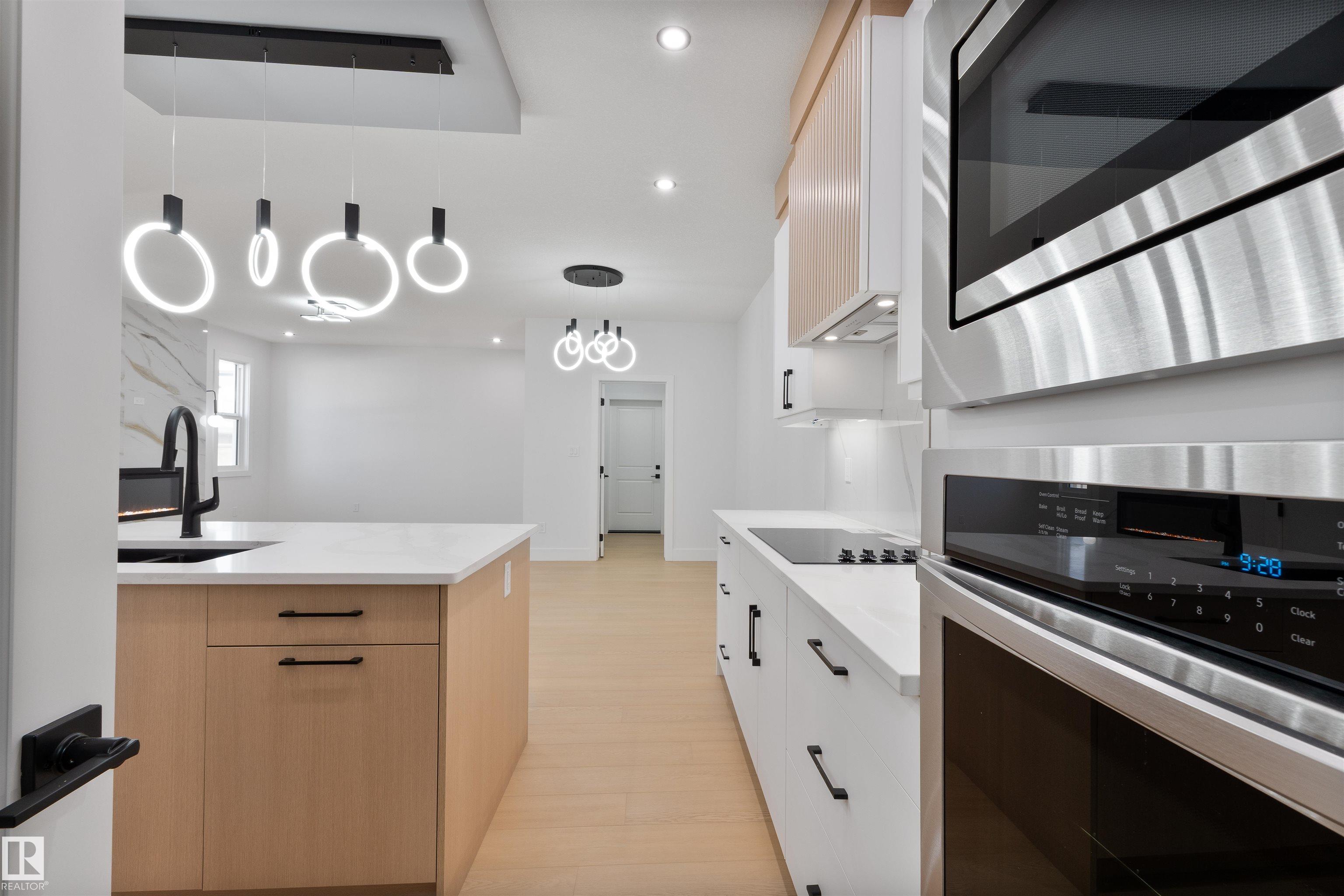 Photo 13 at 215 Falcon Crescent, None, Leduc