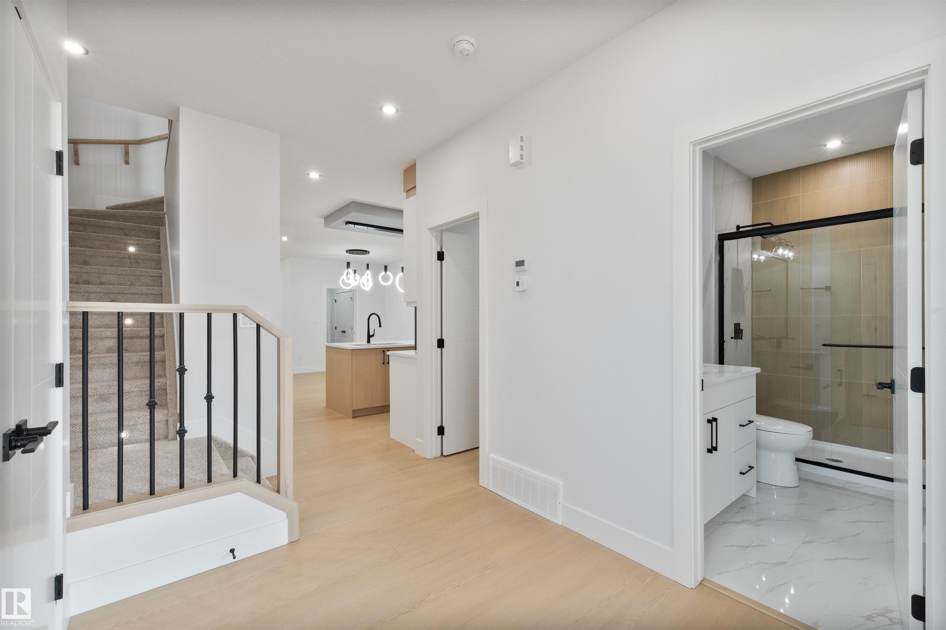 215 Falcon Crescent, None, Leduc