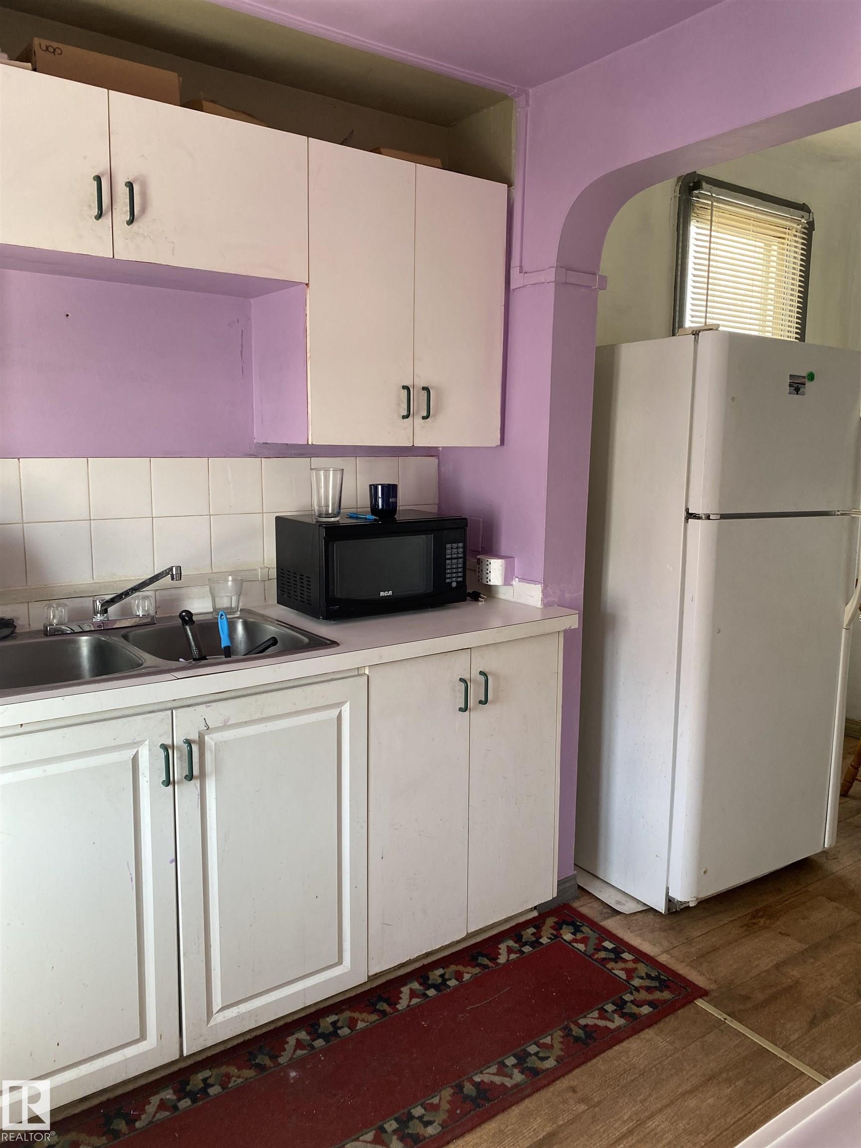 Photo 15 at 11320 89 Street NW, Alberta Avenue, Edmonton