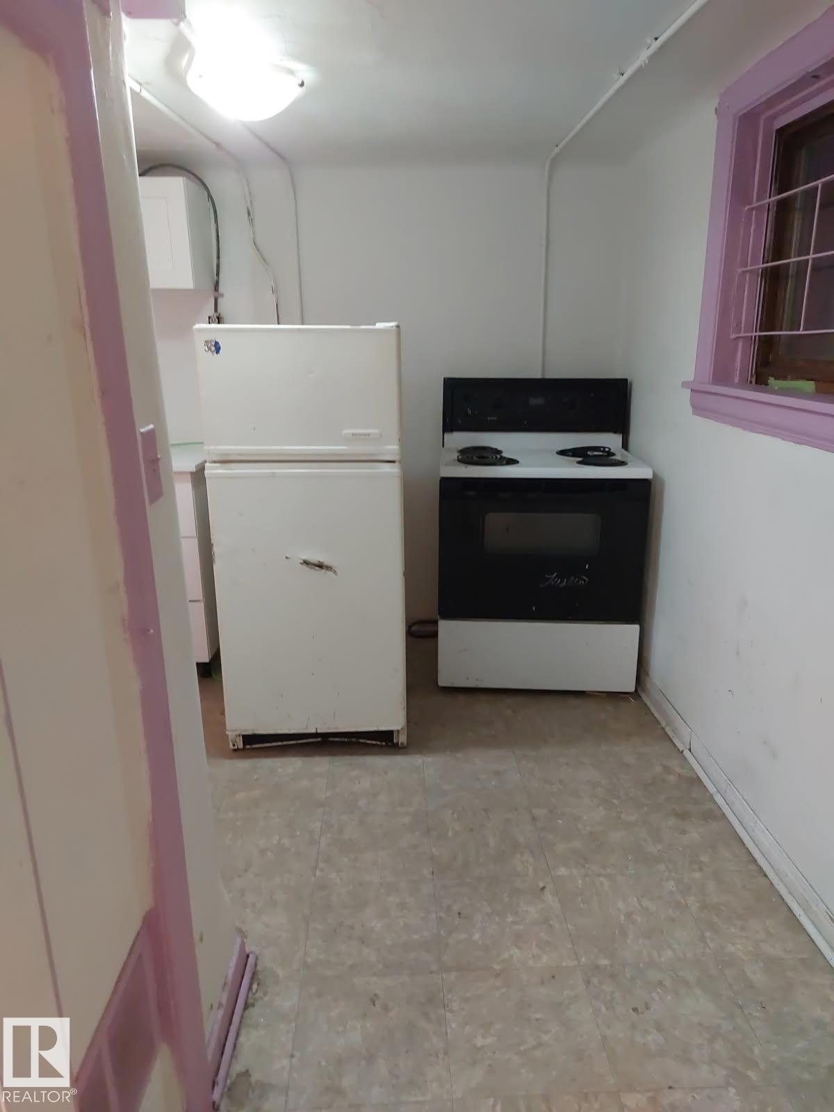 Photo 23 at 11320 89 Street NW, Alberta Avenue, Edmonton