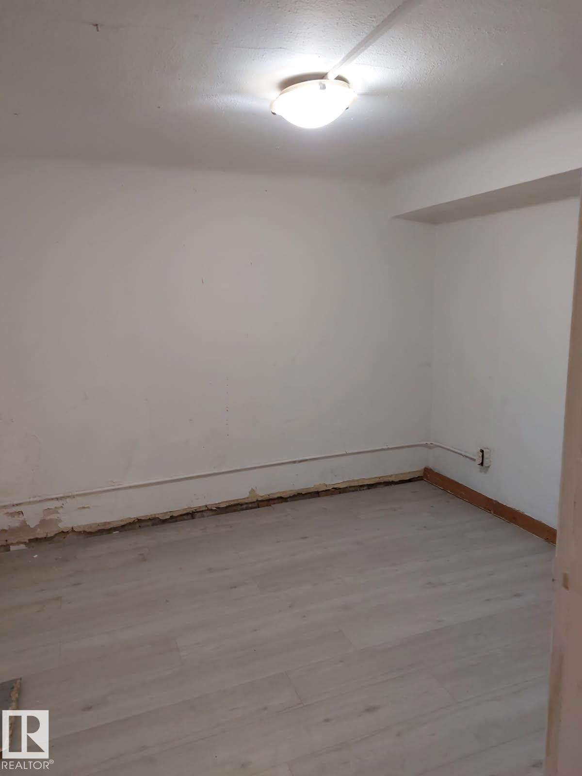 Photo 29 at 11320 89 Street NW, Alberta Avenue, Edmonton