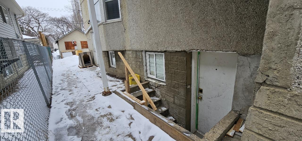 Photo 33 at 11320 89 Street NW, Alberta Avenue, Edmonton