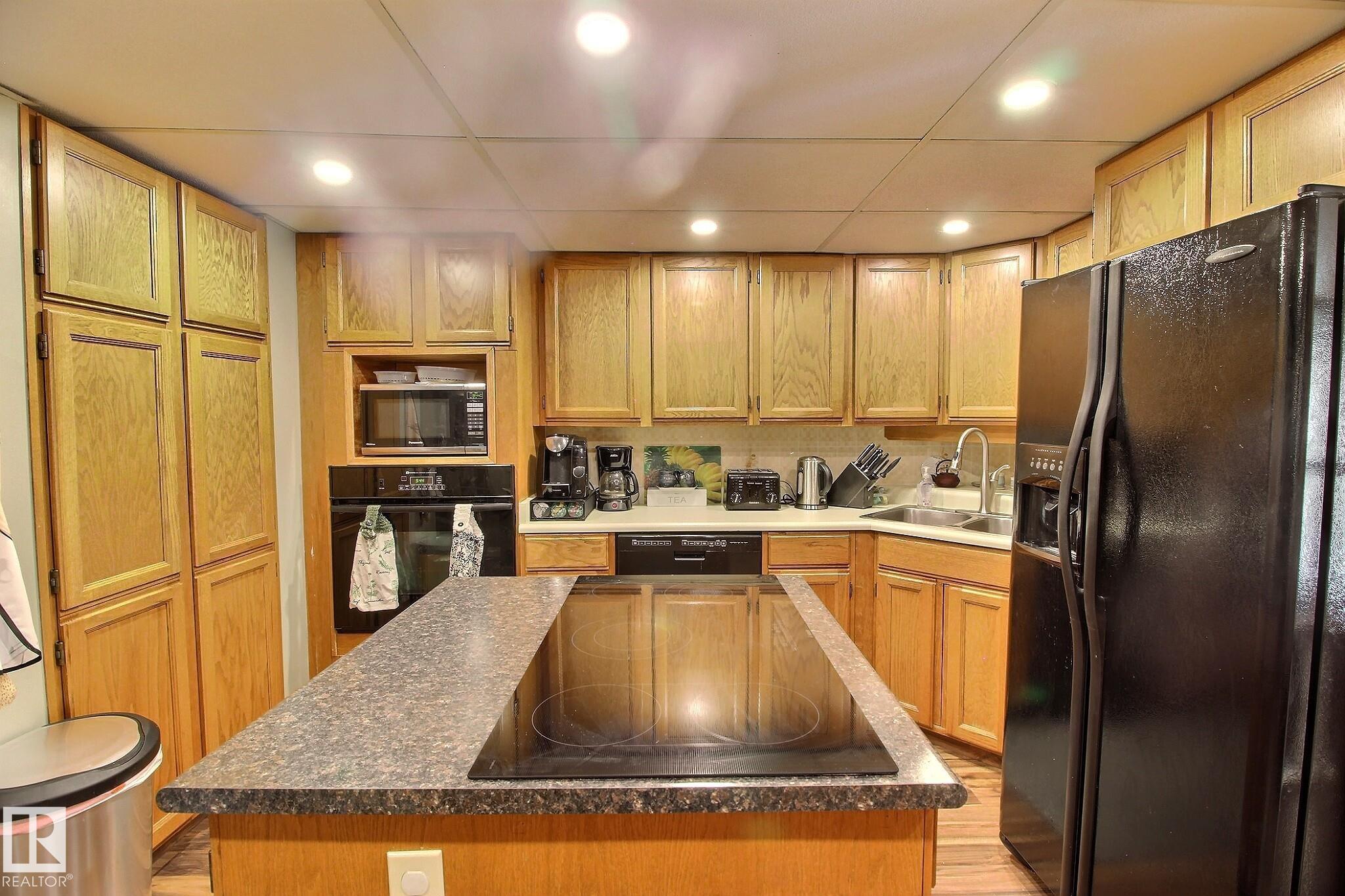 Photo 11 at 1035 109 Street NW, Bearspaw, Edmonton