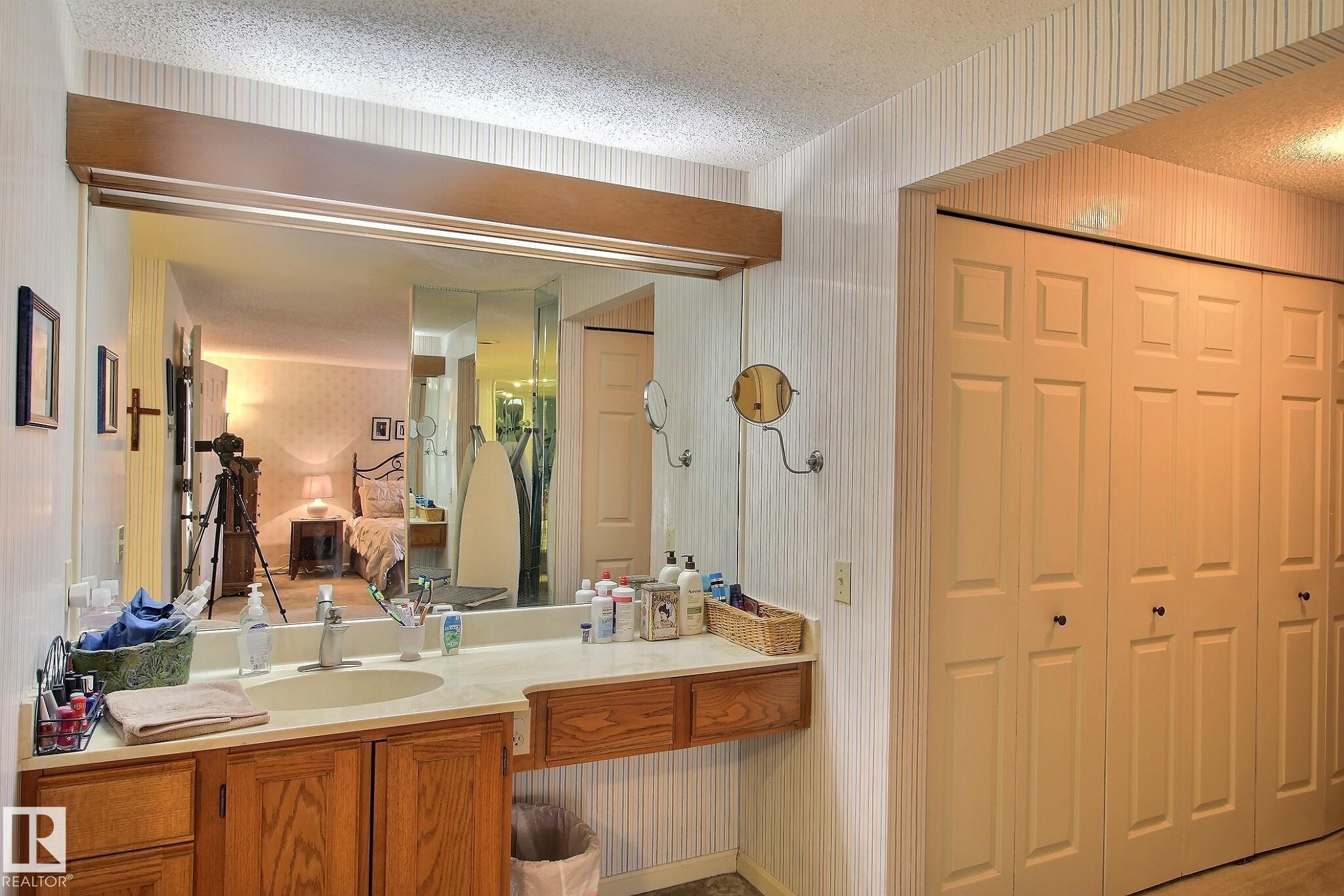 Photo 26 at 1035 109 Street NW, Bearspaw, Edmonton