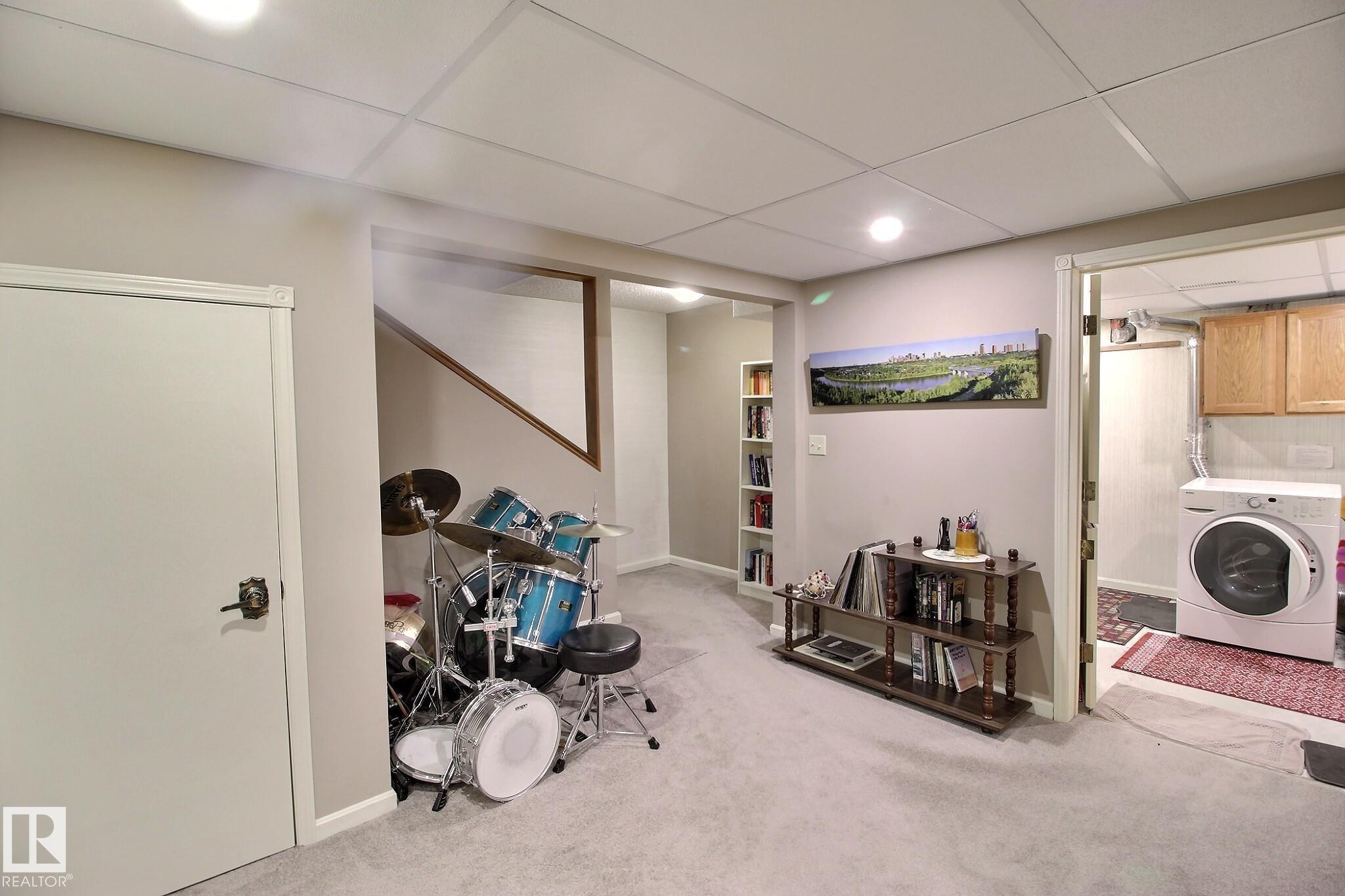 Photo 34 at 1035 109 Street NW, Bearspaw, Edmonton