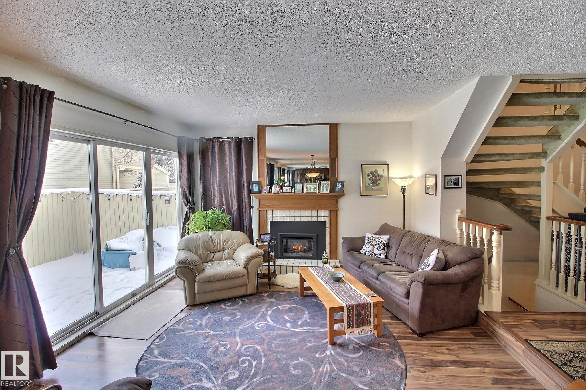 Photo 6 at 1035 109 Street NW, Bearspaw, Edmonton