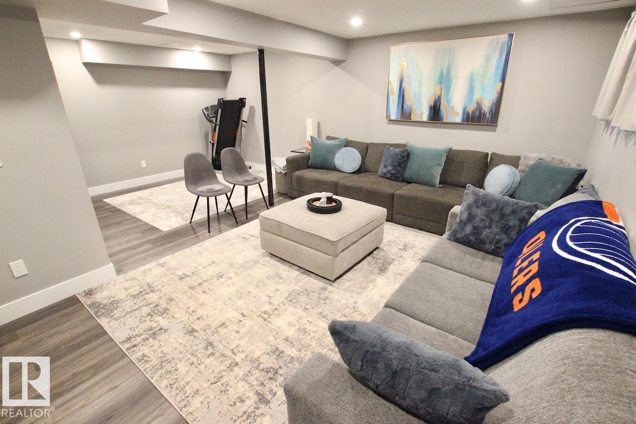 Photo 42 at 2652 Maple Way NW, Maple Crest, Edmonton