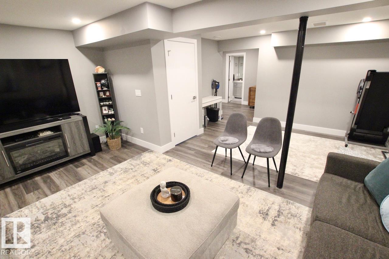 Photo 43 at 2652 Maple Way NW, Maple Crest, Edmonton