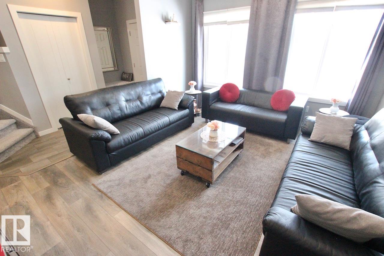 Photo 6 at 2652 Maple Way NW, Maple Crest, Edmonton