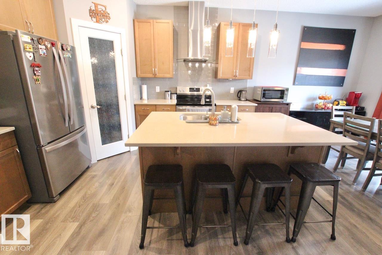 Photo 10 at 2652 Maple Way NW, Maple Crest, Edmonton