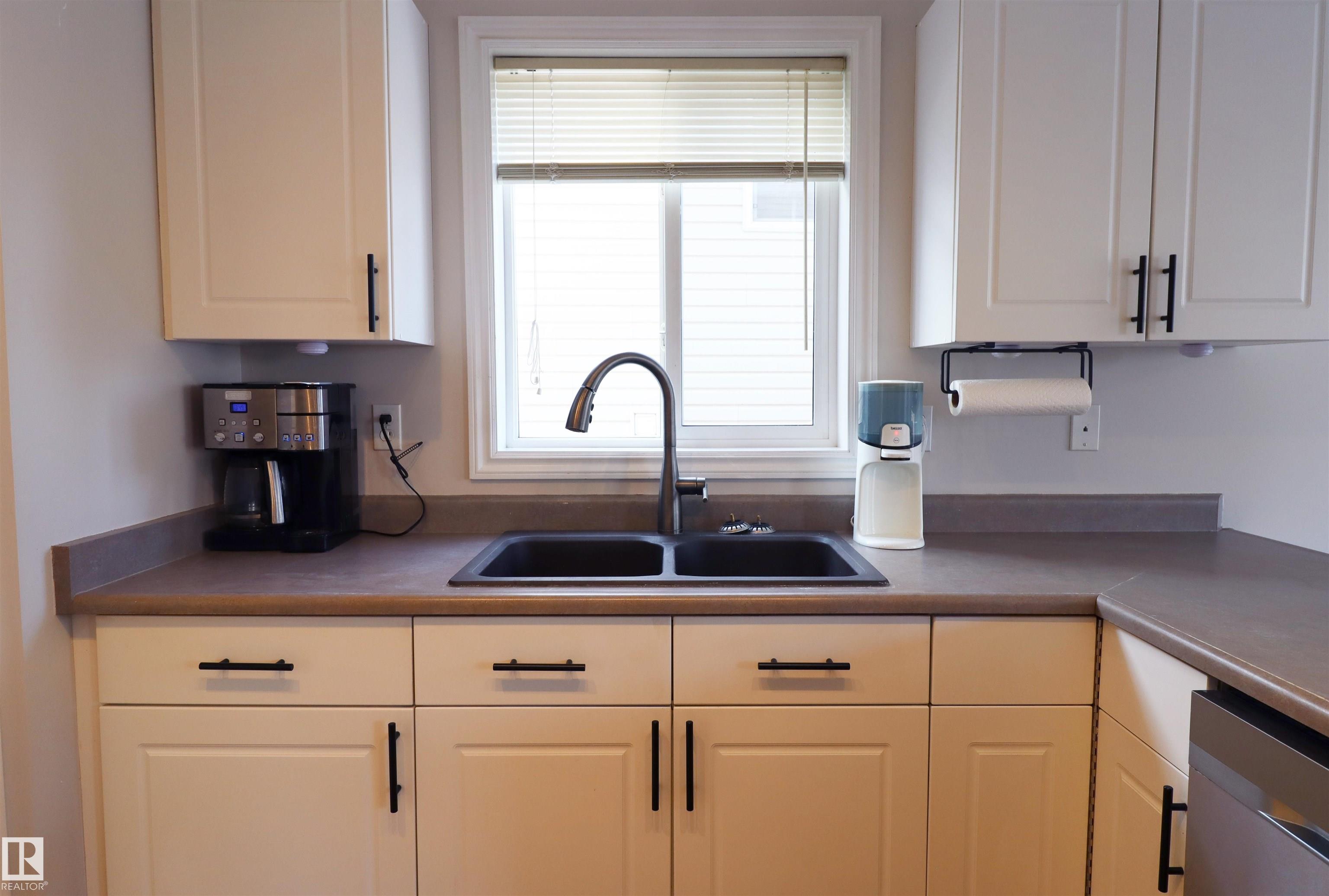 Photo 11 at 82 Leyland Way, Lakewood, Spruce Grove