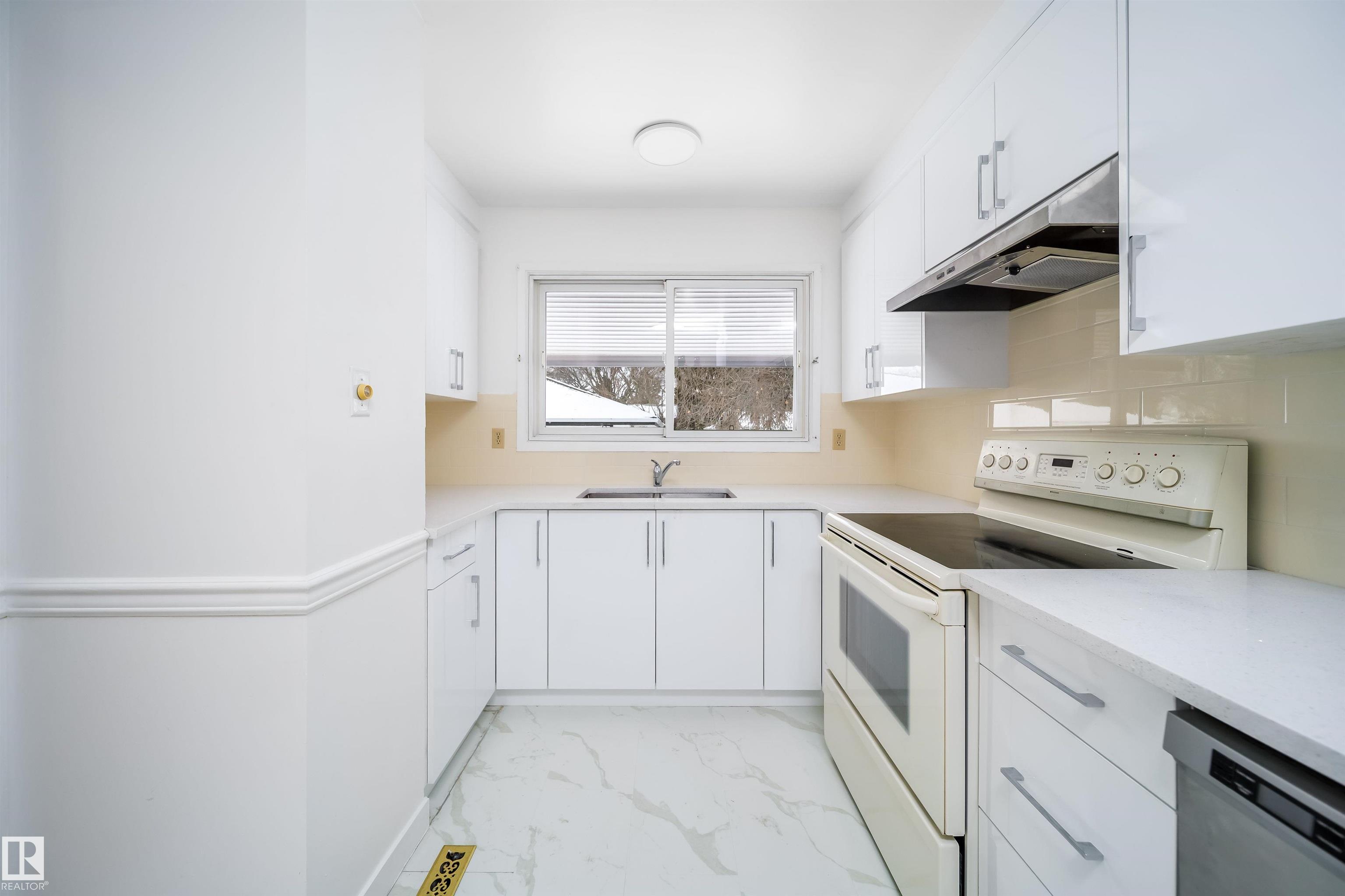 Photo 26 at 6411 149 Avenue NW, Mcleod, Edmonton