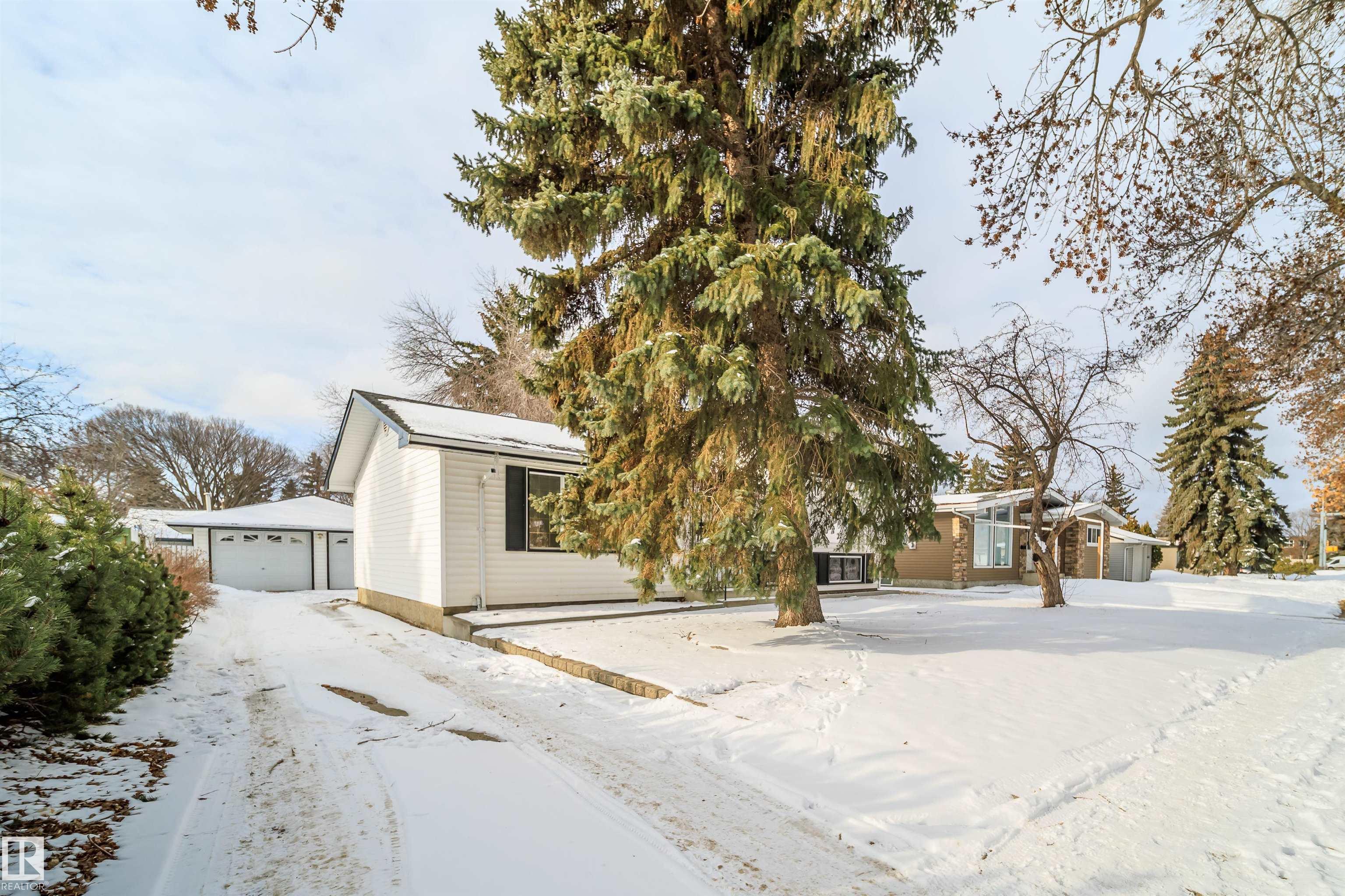 Photo 8 at 6411 149 Avenue NW, Mcleod, Edmonton