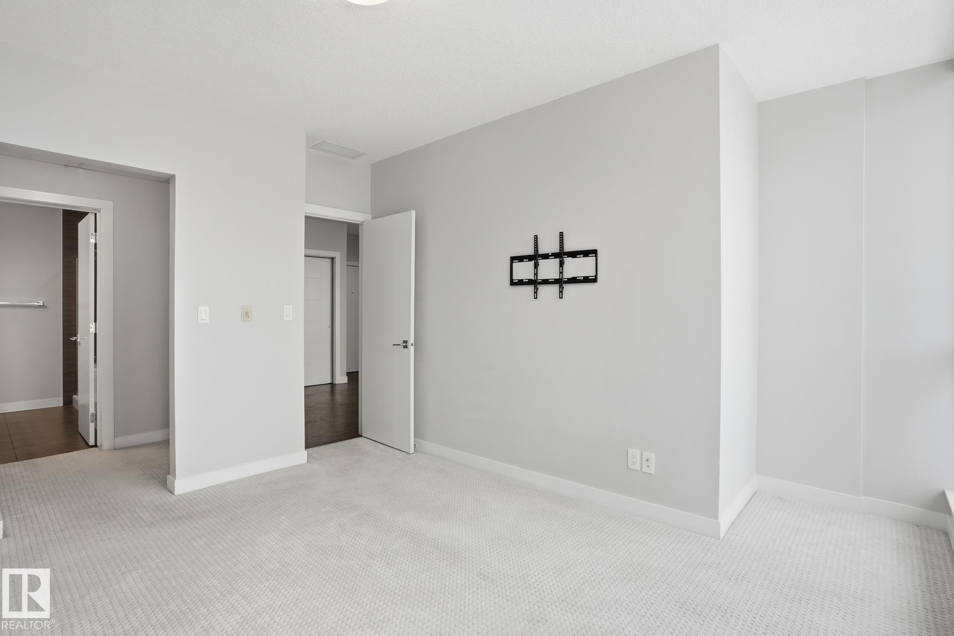 Photo 19 at 801 - 10238 103 Street NW, Downtown, Edmonton