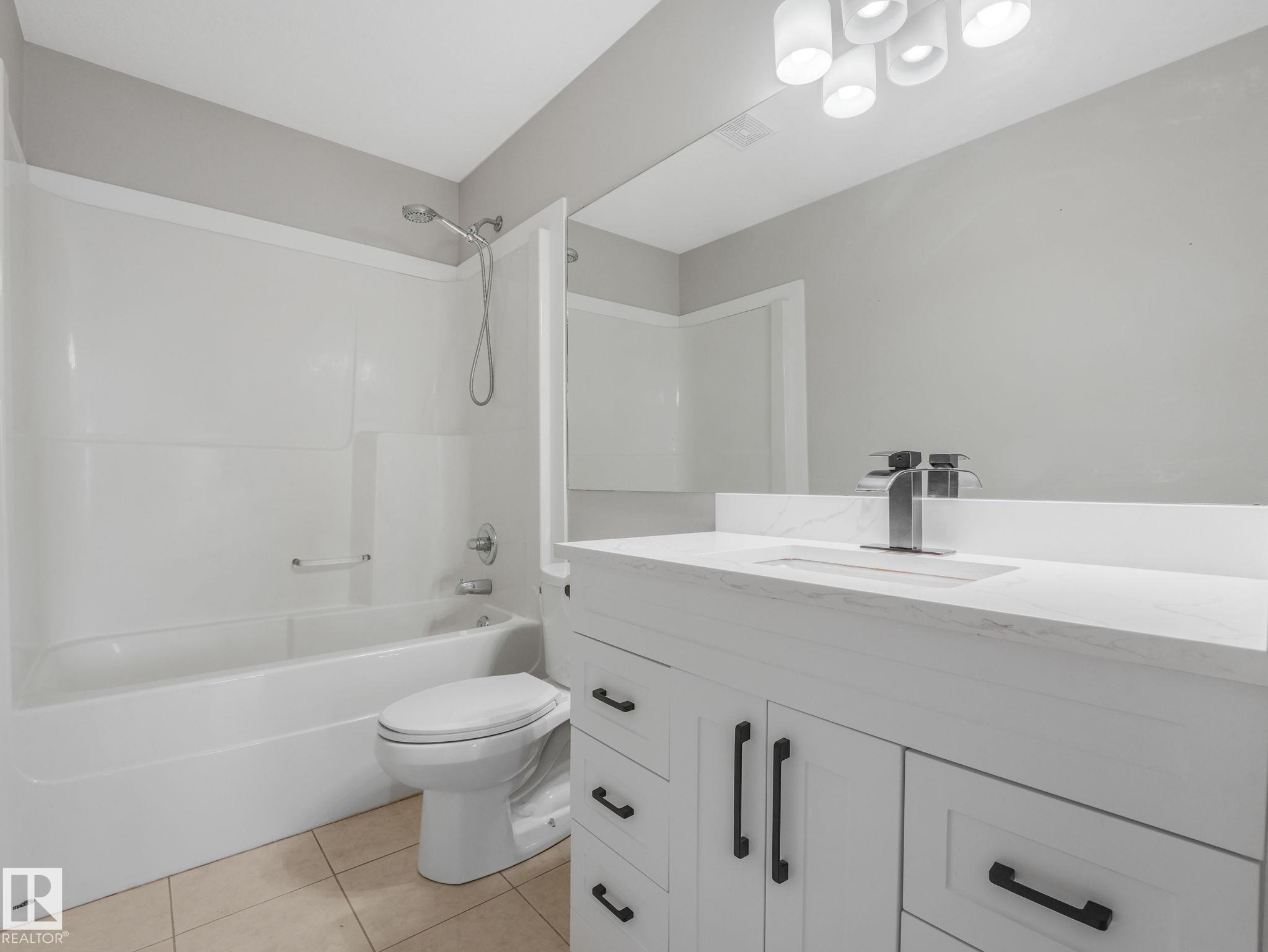 Photo 34 at 13459 140 Avenue NW, Hudson, Edmonton