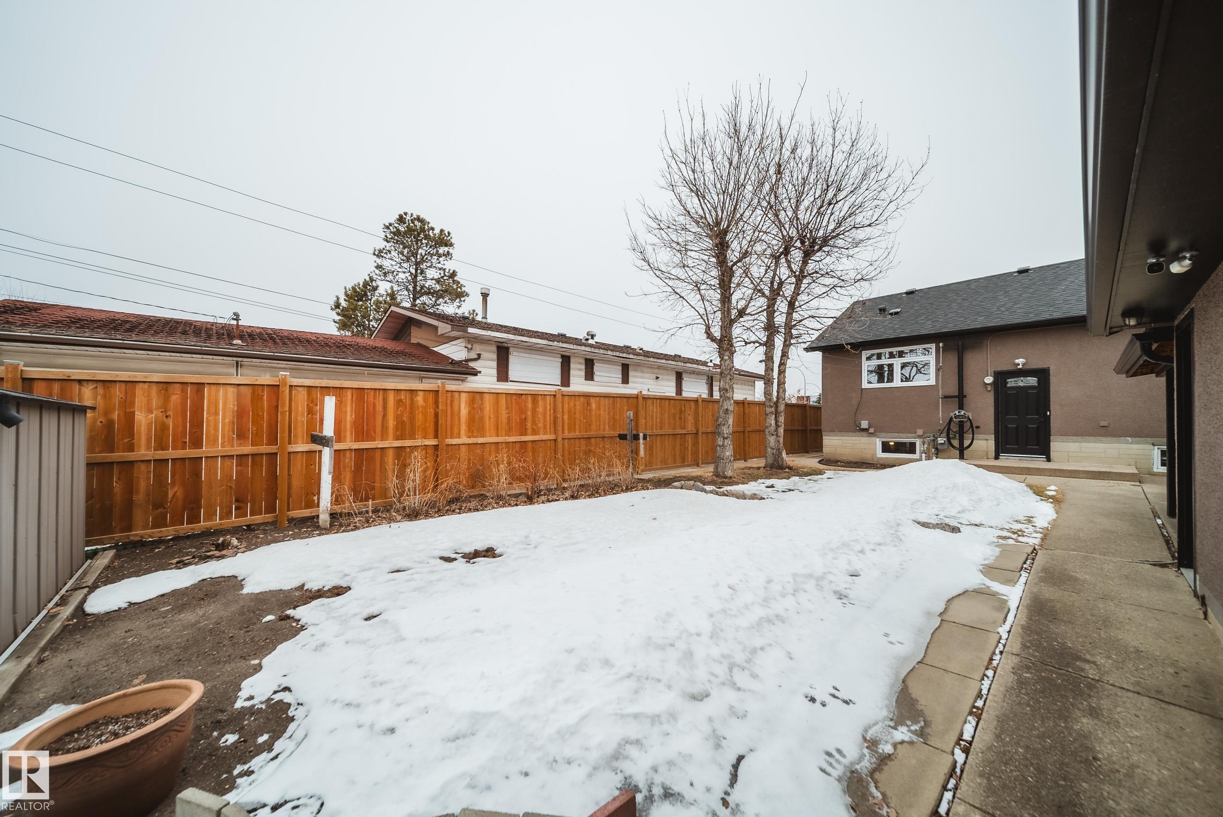 Photo 19 at 6052 105b Street NW, Pleasantview, Edmonton