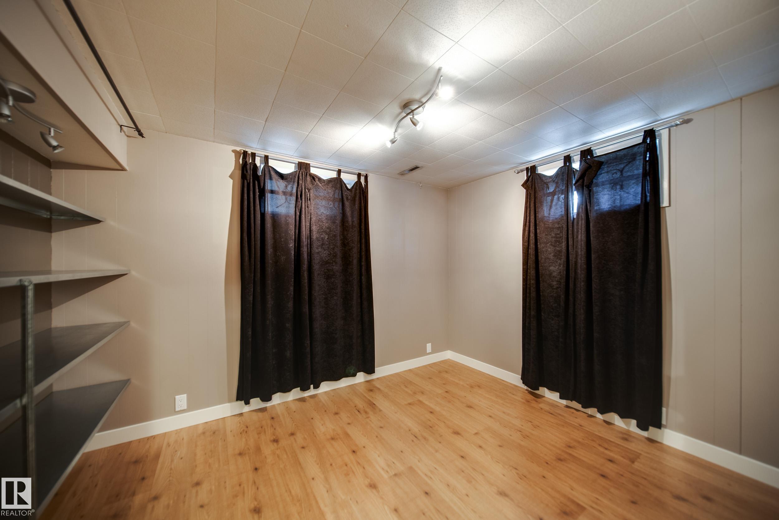 Photo 27 at 6052 105b Street NW, Pleasantview, Edmonton