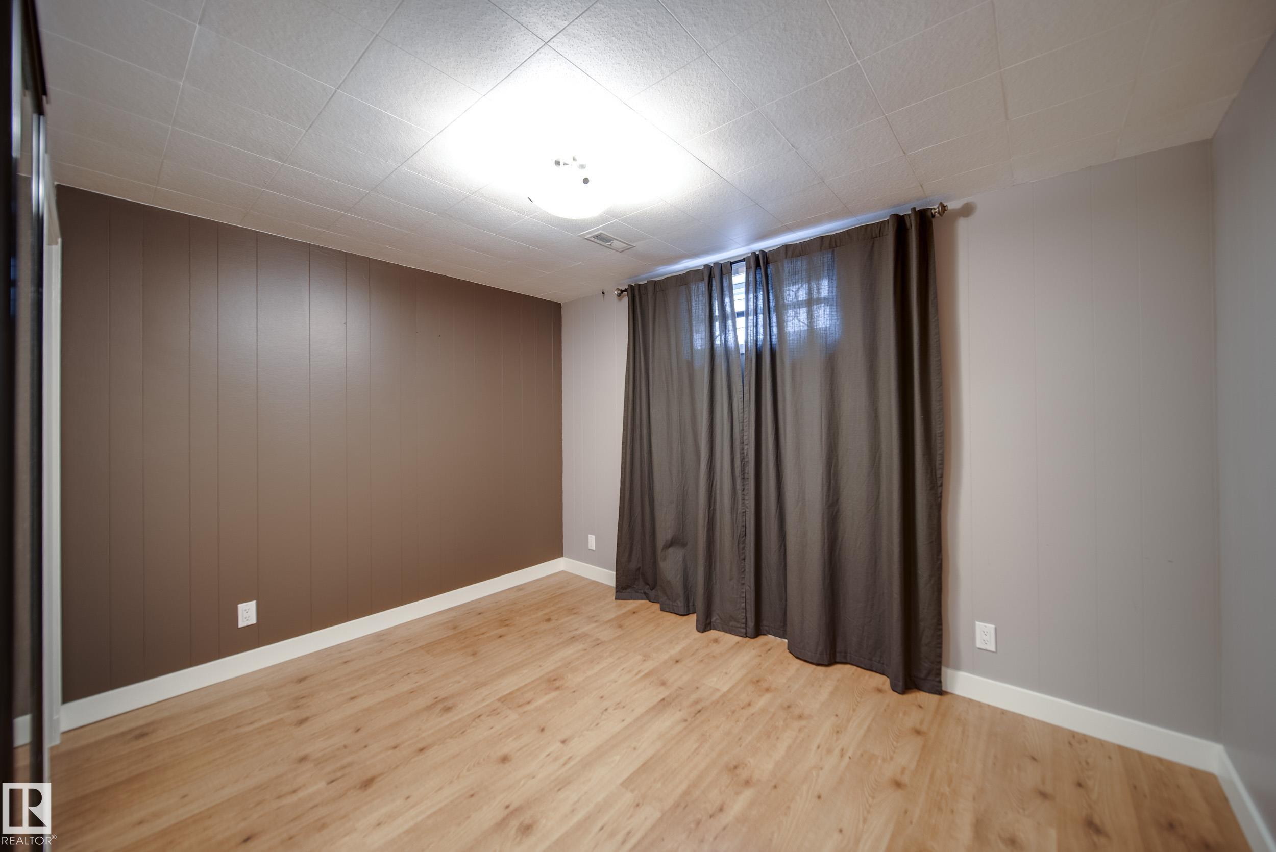 Photo 30 at 6052 105b Street NW, Pleasantview, Edmonton