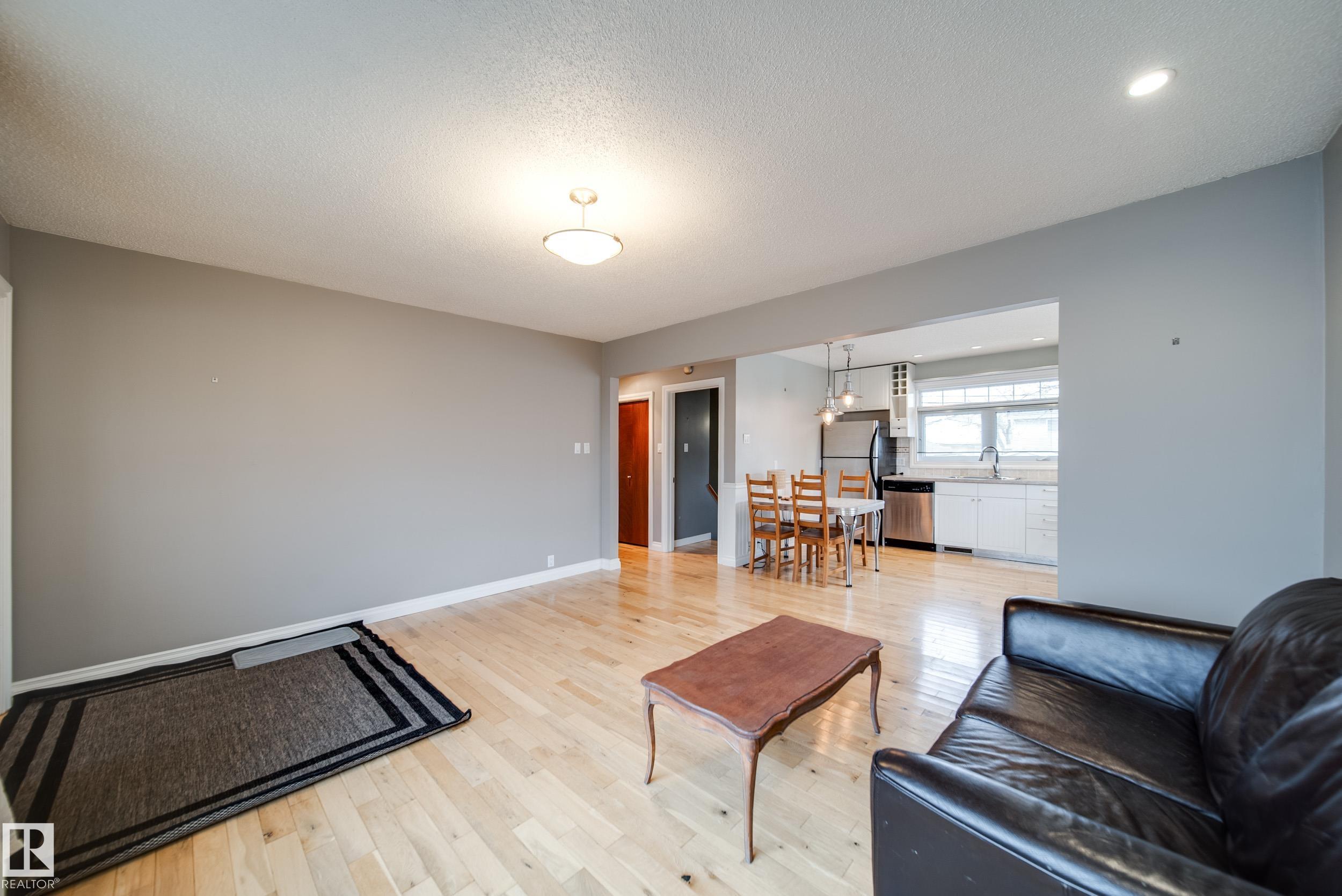 6052 105b Street NW, Pleasantview, Edmonton