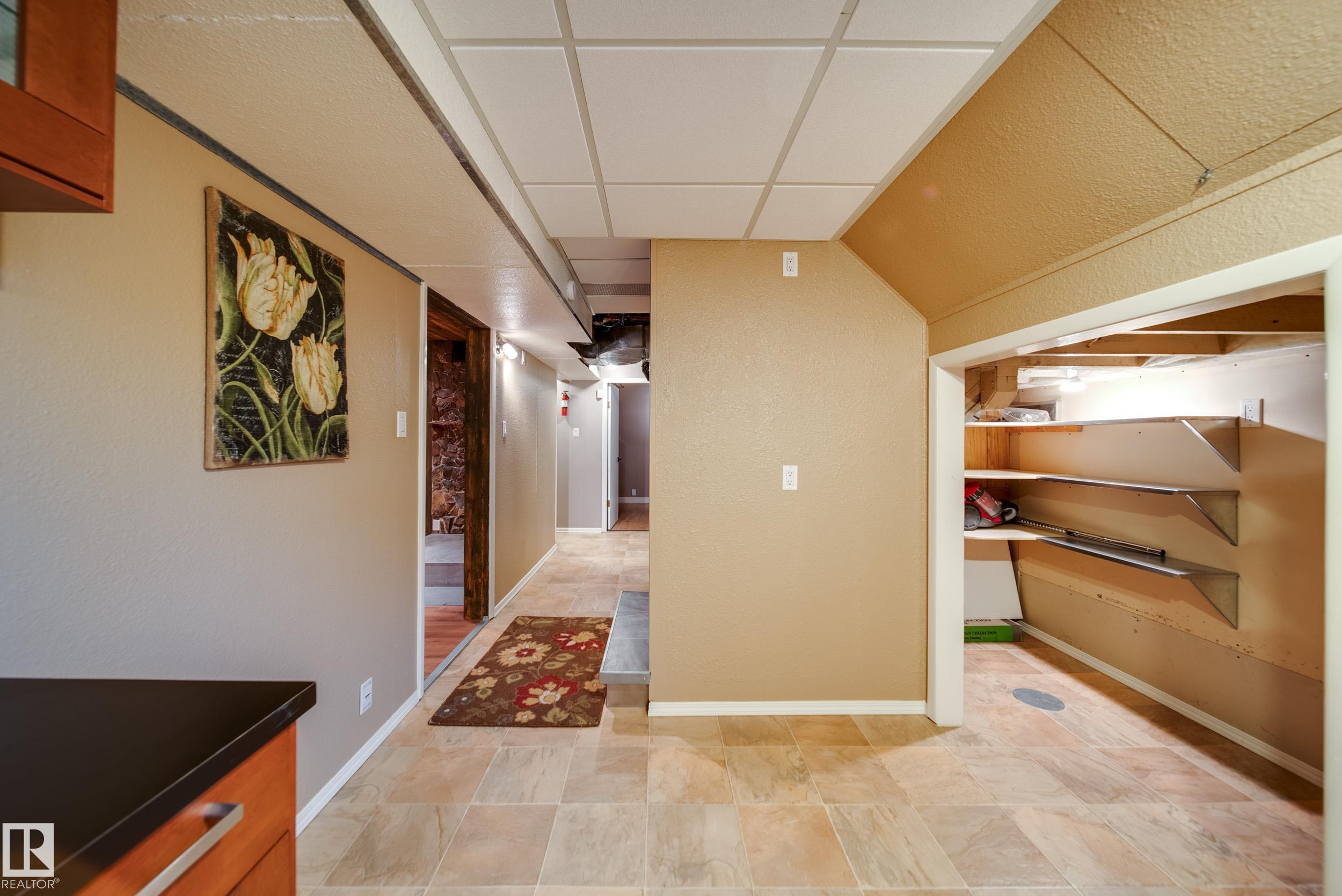 Photo 31 at 6052 105b Street NW, Pleasantview, Edmonton