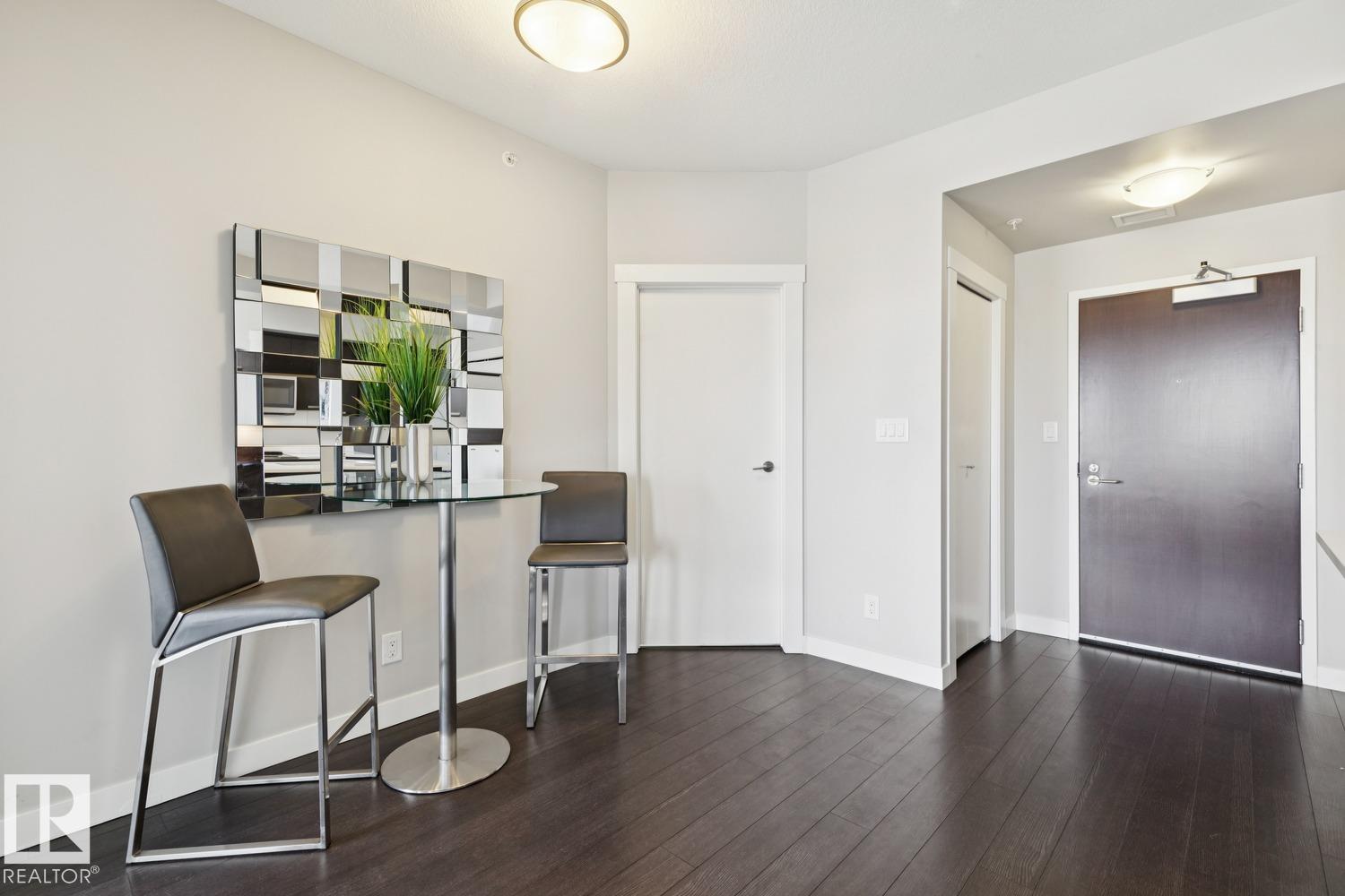 905 - 10410 102 Avenue NW, Downtown, Edmonton