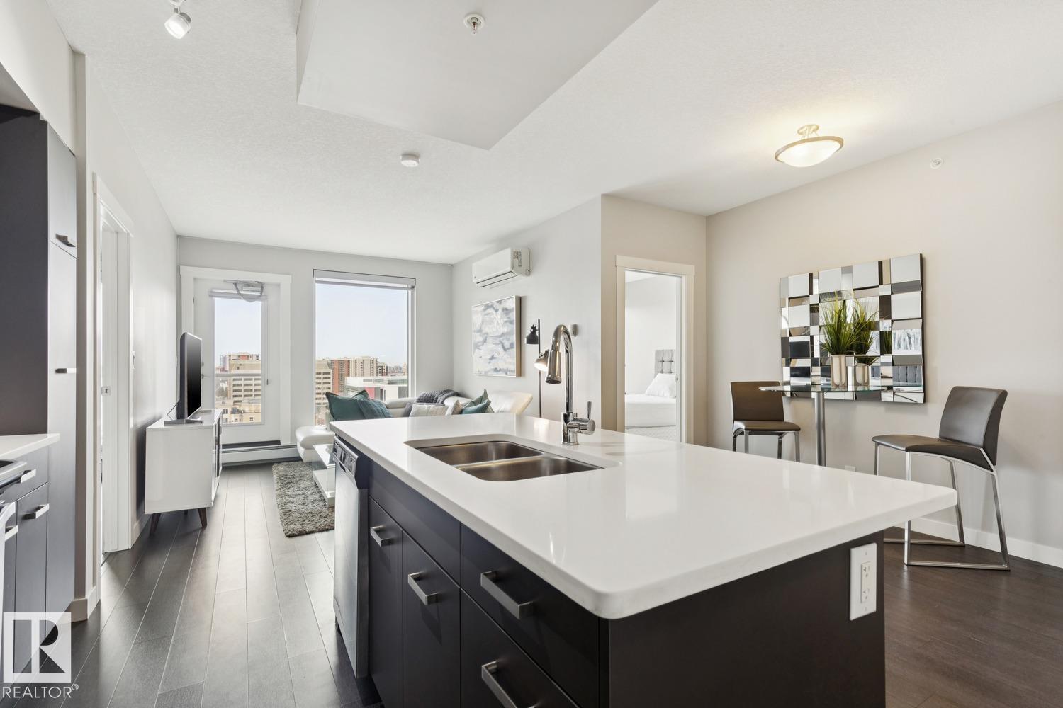 Photo 8 at 905 - 10410 102 Avenue NW, Downtown, Edmonton