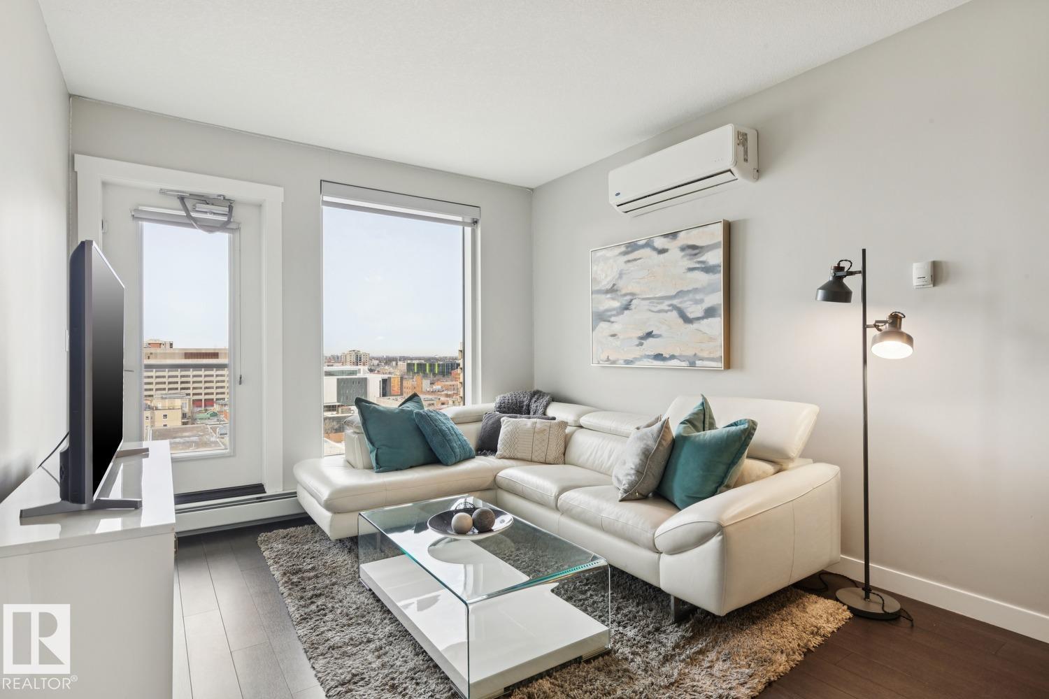 Photo 10 at 905 - 10410 102 Avenue NW, Downtown, Edmonton