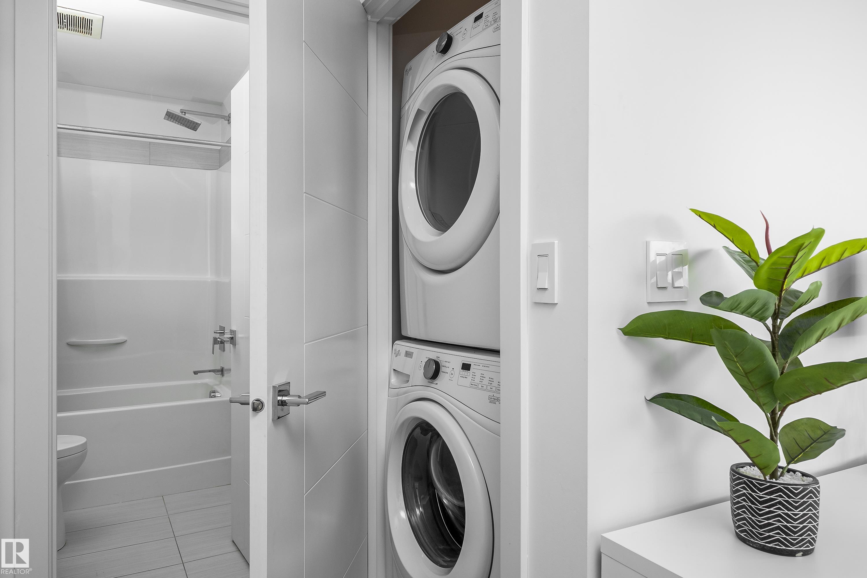 Photo 19 at 2107 - 10238 103 Street NW, Downtown, Edmonton