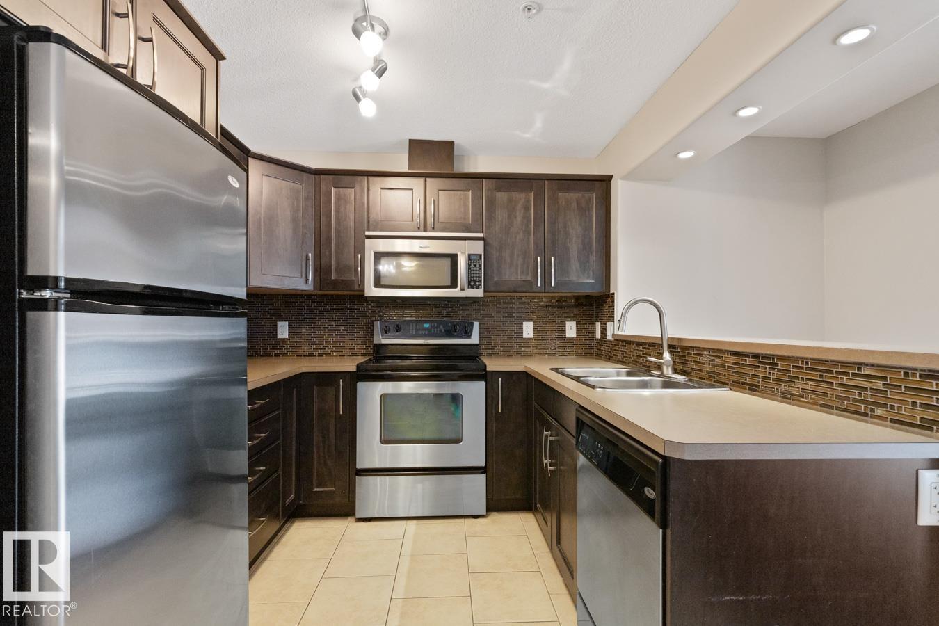 Photo 10 at #106 11615 Ellerslie Road SW, Rutherford, Edmonton