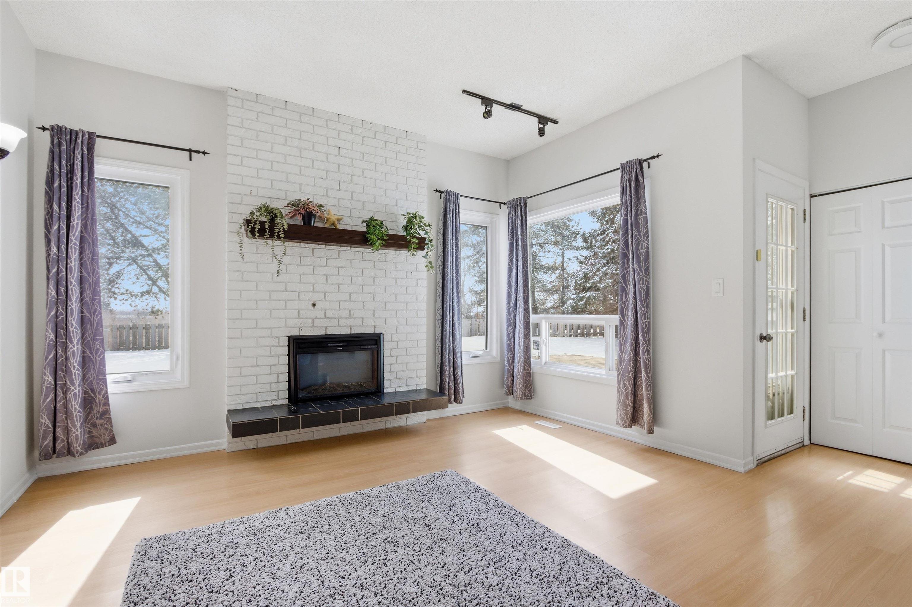 Photo 16 at 4203 52 Avenue, St. Vital, Beaumont