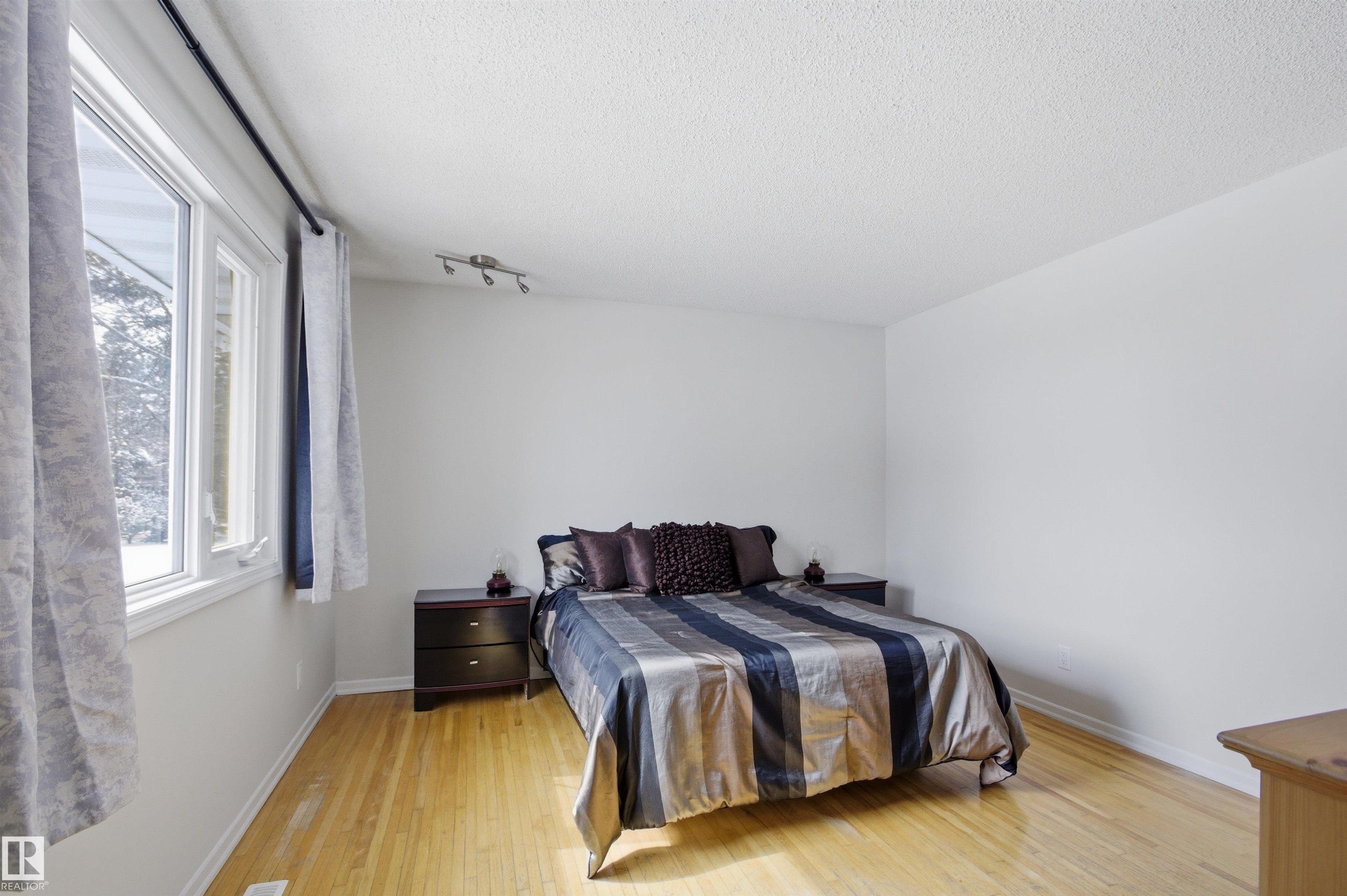 Photo 19 at 4203 52 Avenue, St. Vital, Beaumont